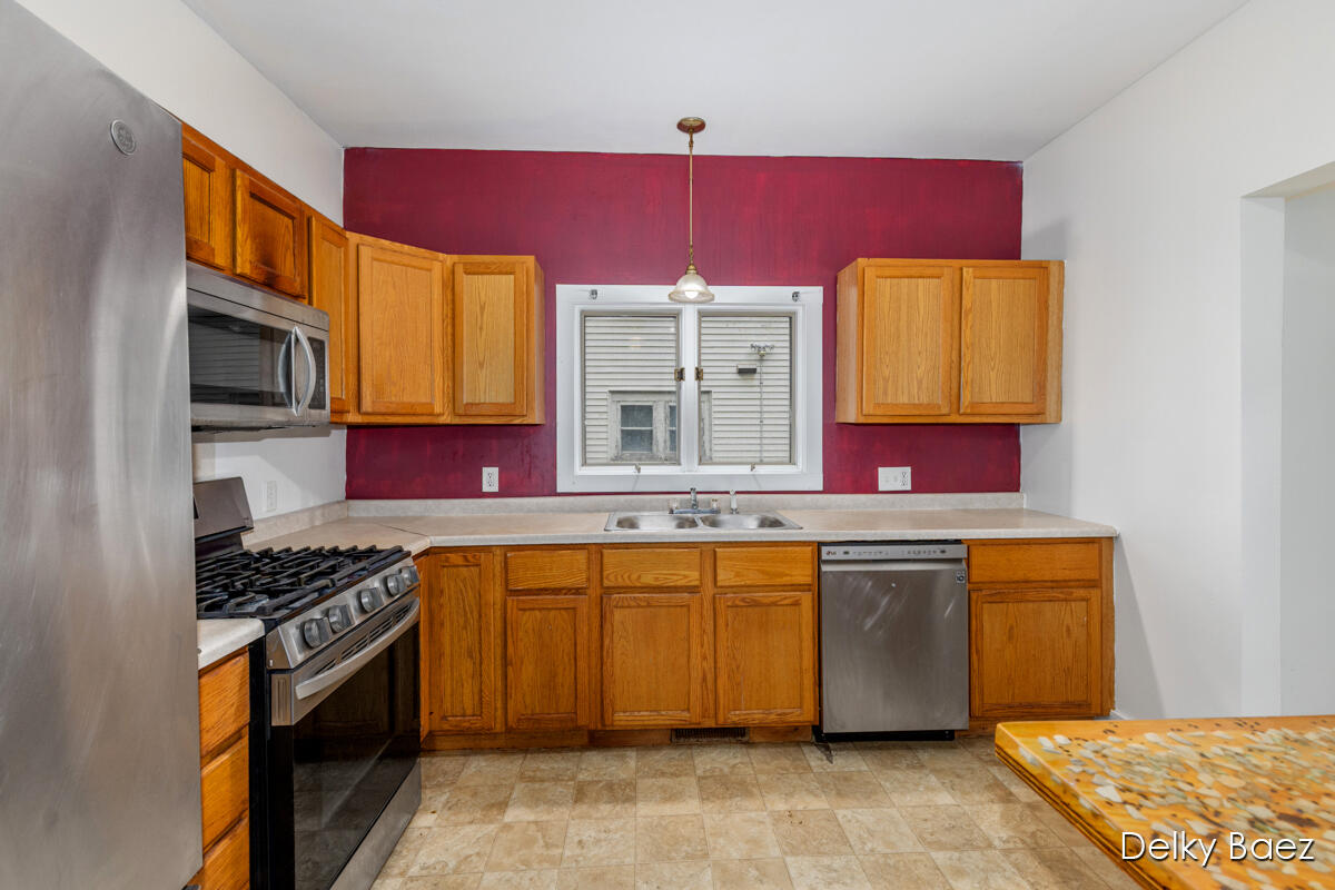 1321 Burton Street SE Grand Rapids MI 49507