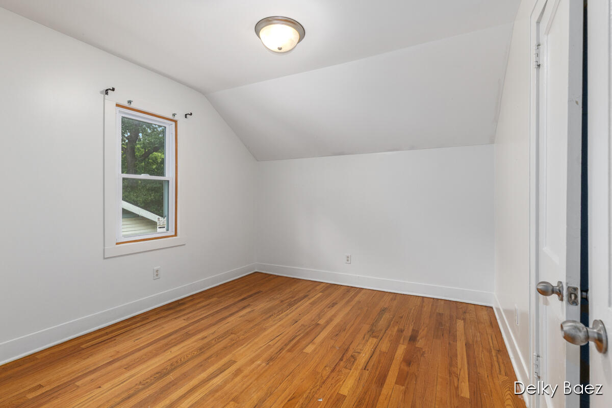 1321 Burton Street SE Grand Rapids MI 49507
