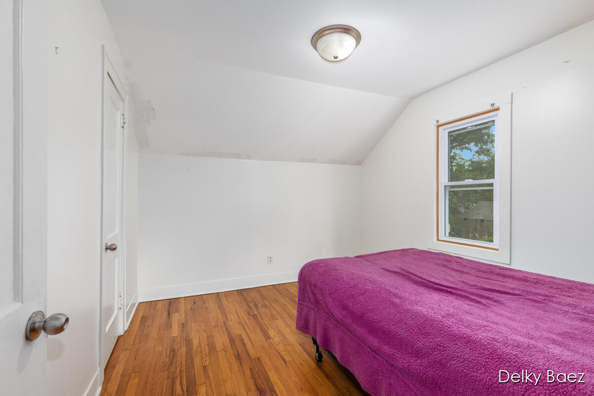 1321 Burton Street SE Grand Rapids MI 49507