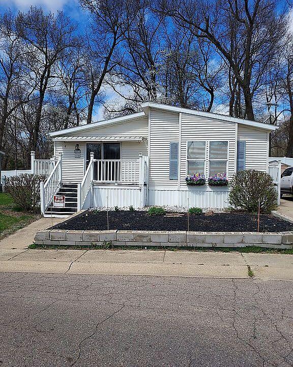 8962 Woodland Avenue Kalamazoo MI 49009