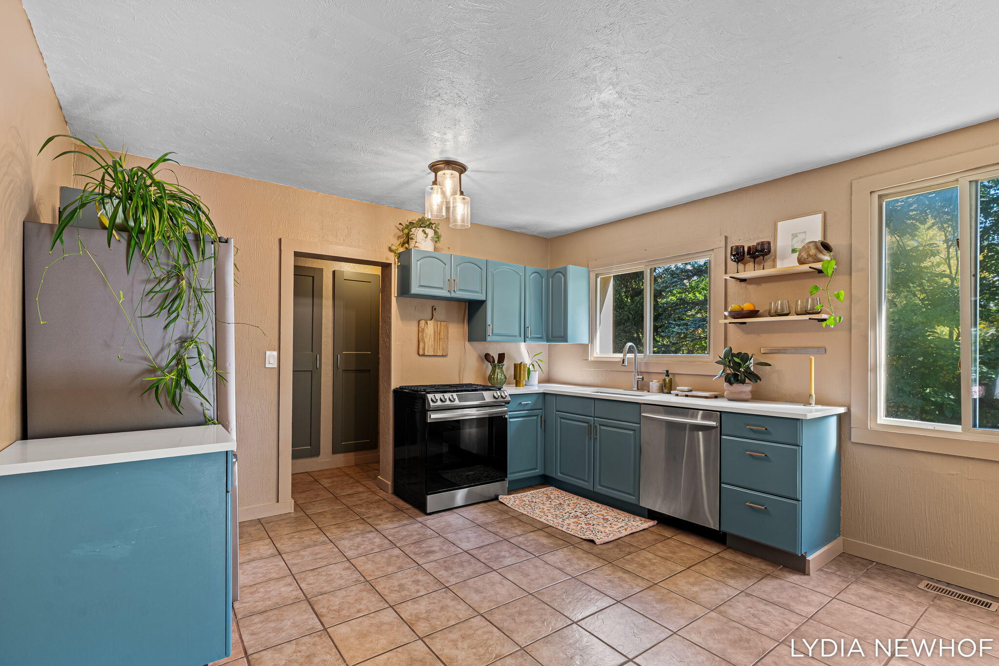 2158 Hudson Street Muskegon MI 49441