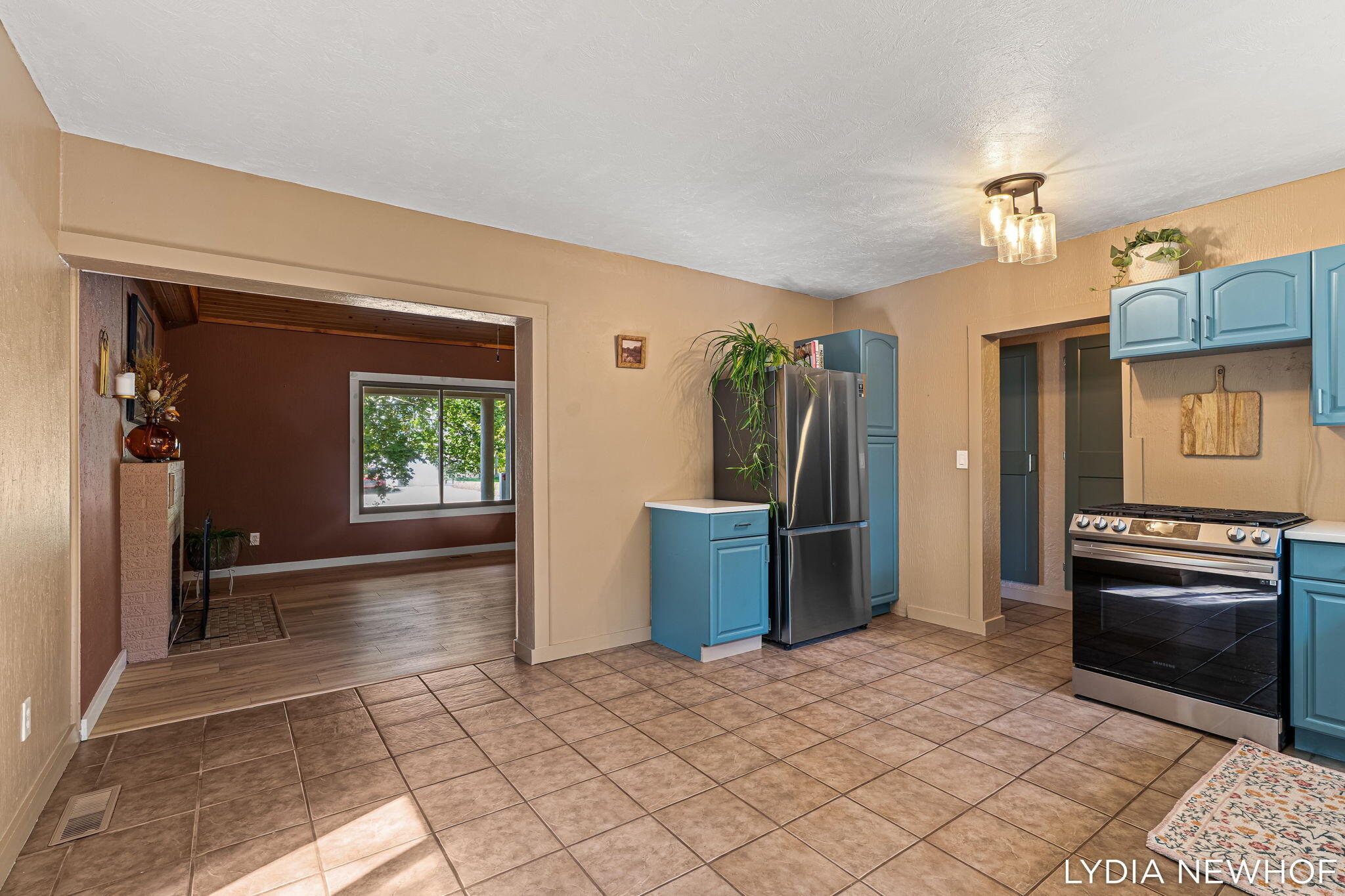 2158 Hudson Street Muskegon MI 49441