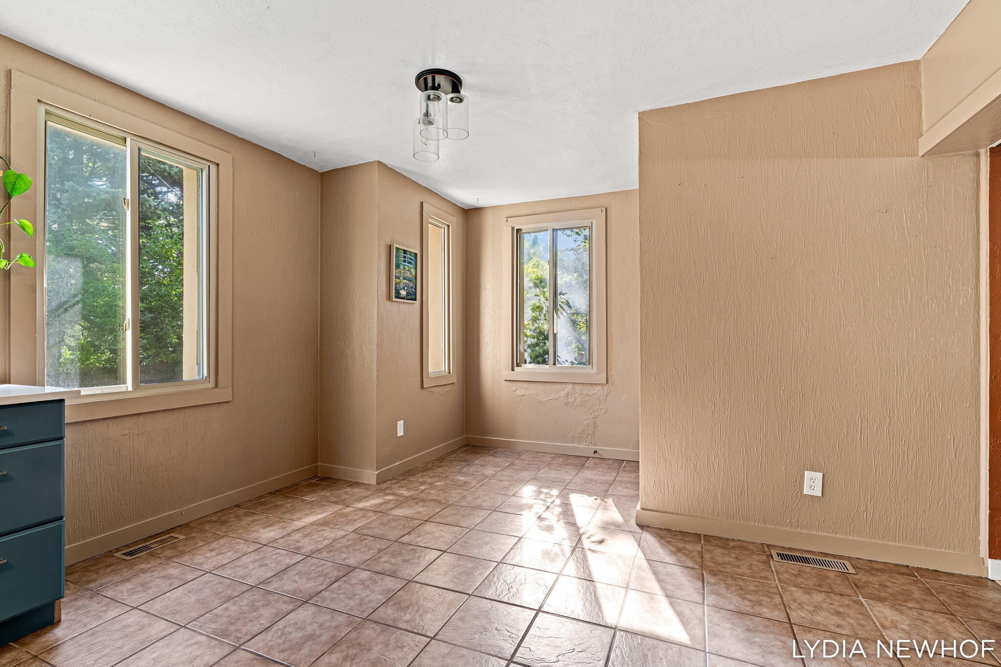 2158 Hudson Street Muskegon MI 49441