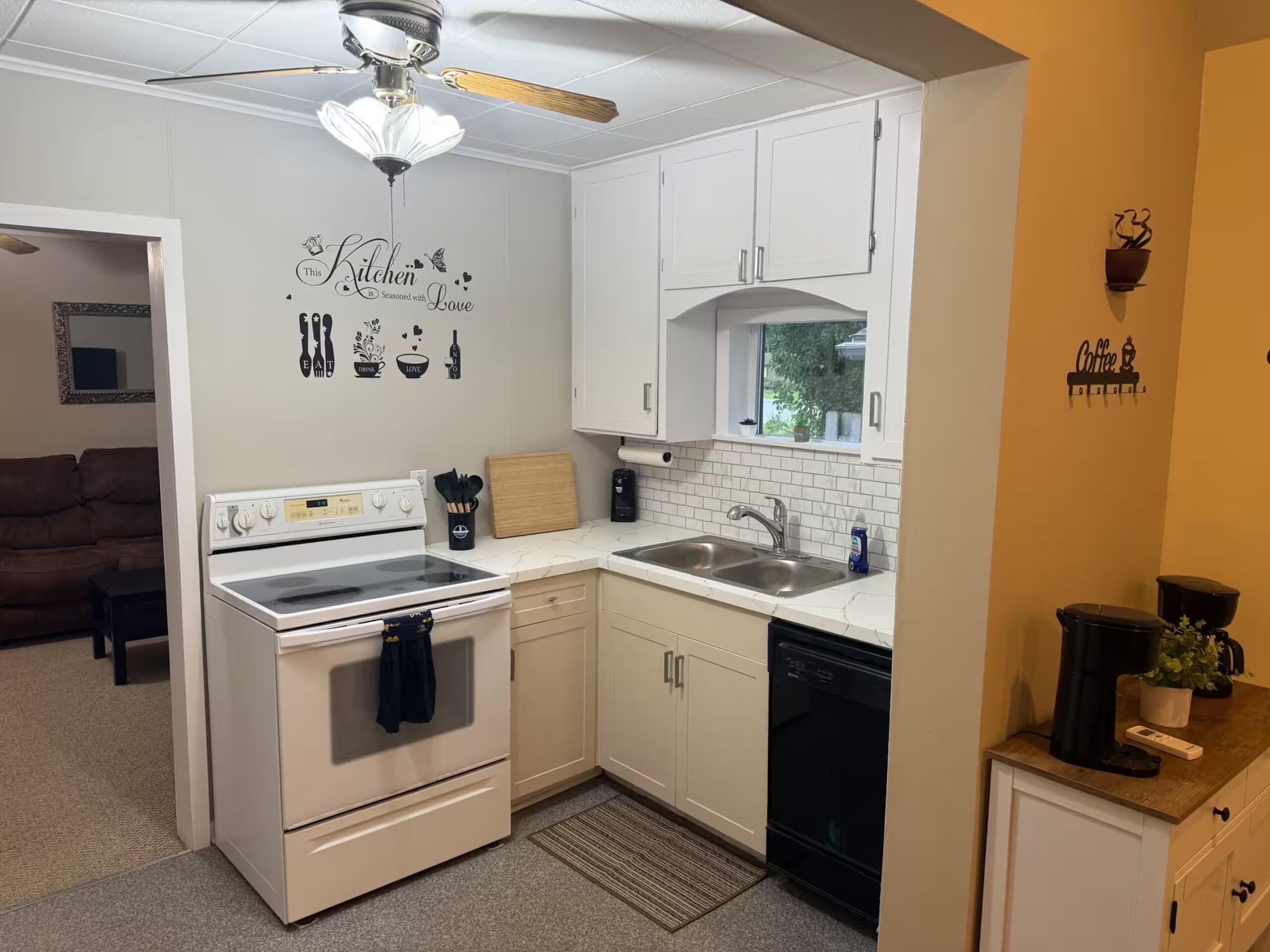 5726 Paw Paw Lake Road Coloma MI 49038
