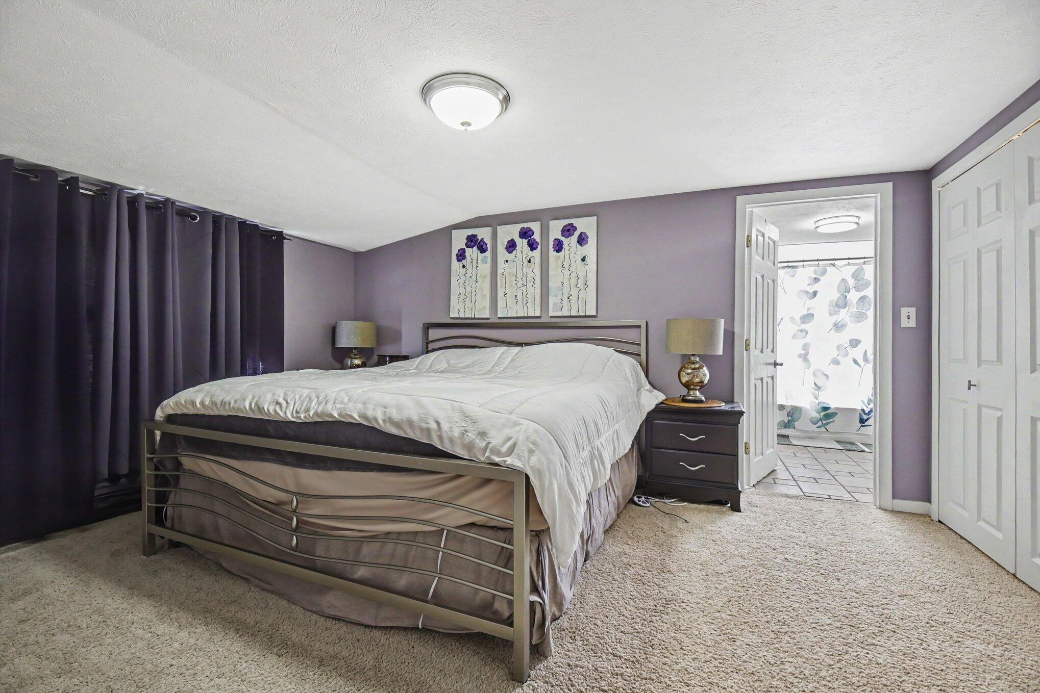 136 Westmont Drive NW Grand Rapids MI 49504