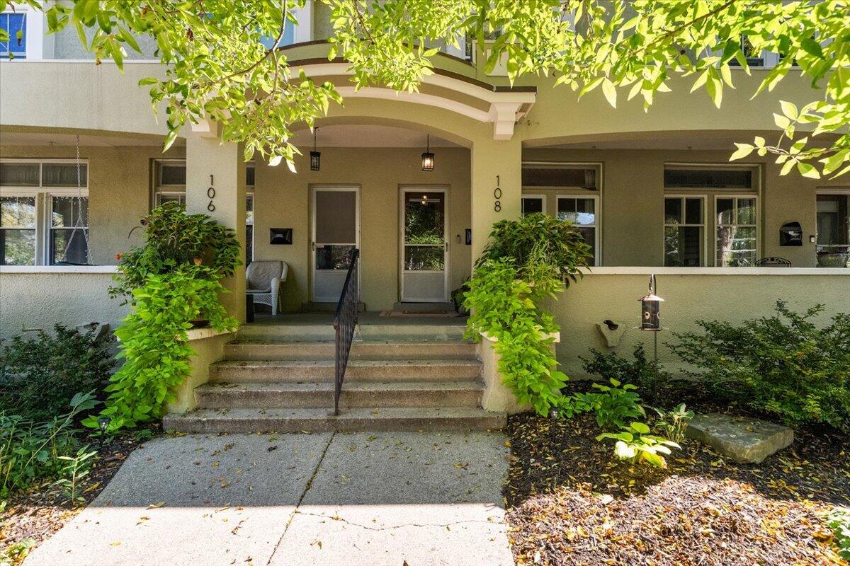 108 Fitzhugh Avenue SE Grand Rapids MI 49506