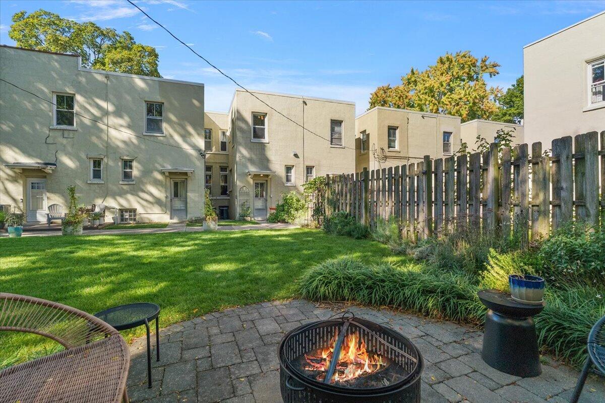 108 Fitzhugh Avenue SE Grand Rapids MI 49506