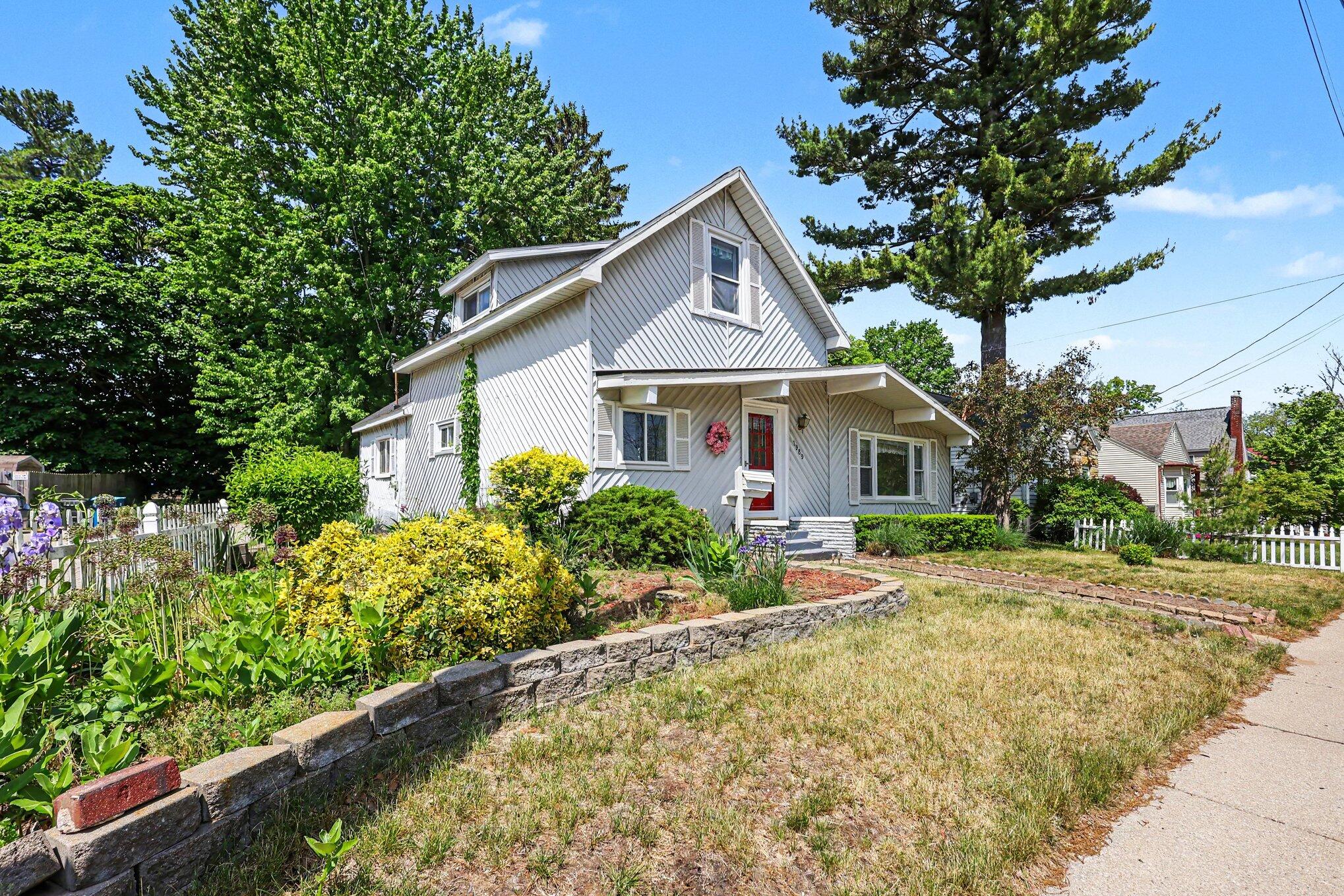 1989 Addison Street Muskegon MI 49441