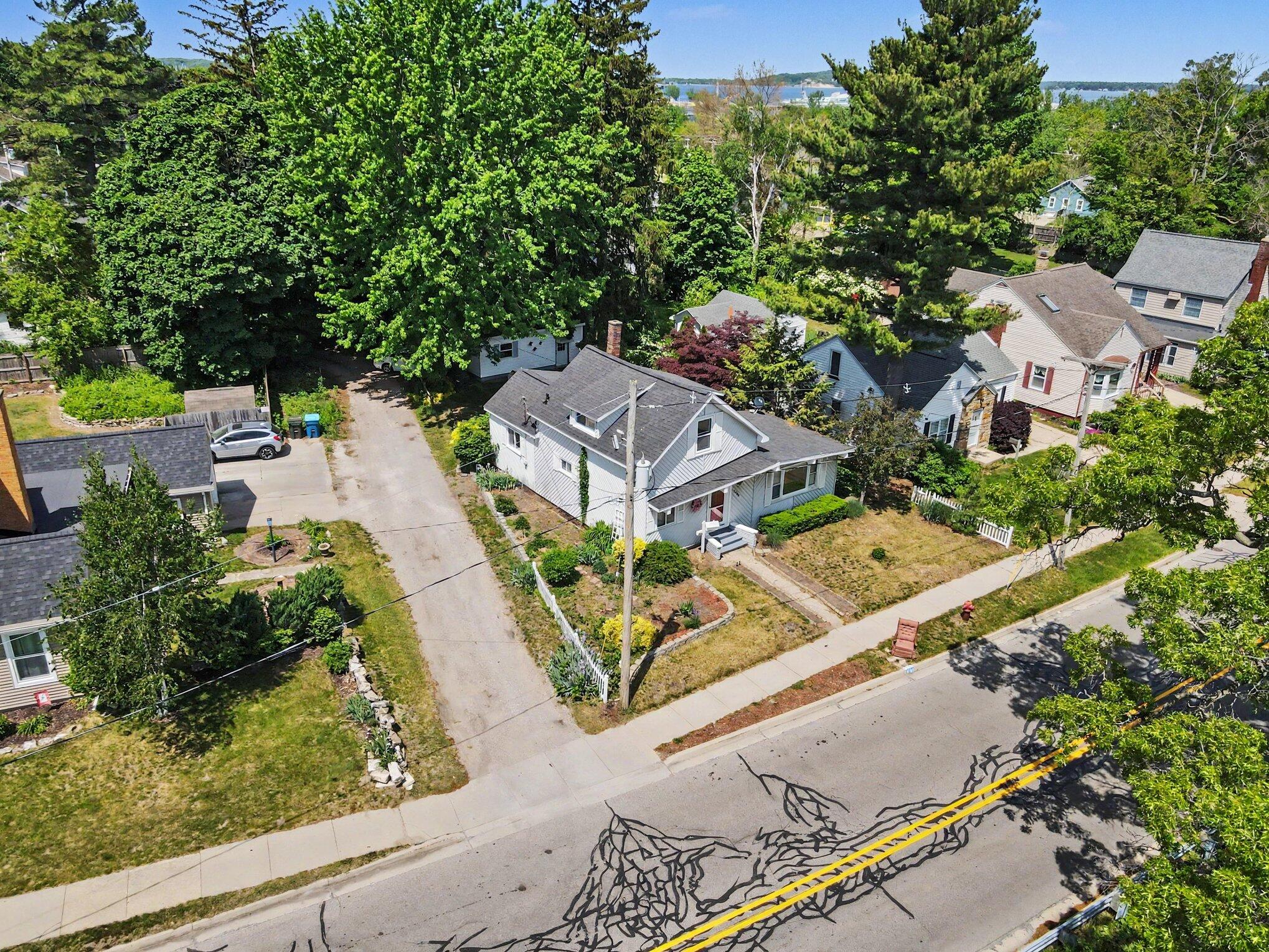 1989 Addison Street Muskegon MI 49441
