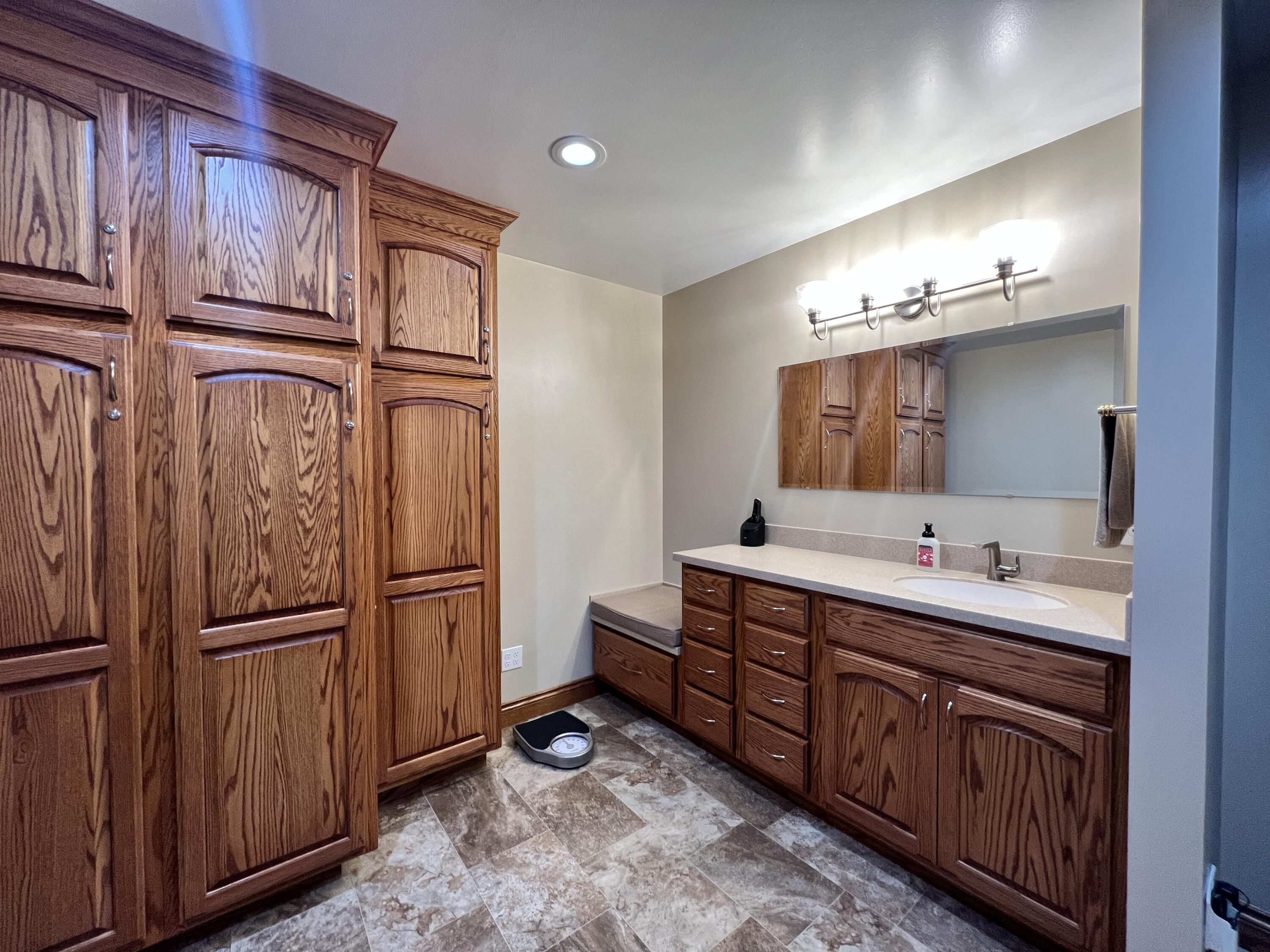 3817 Butterworth Street SW Grand Rapids MI 49534