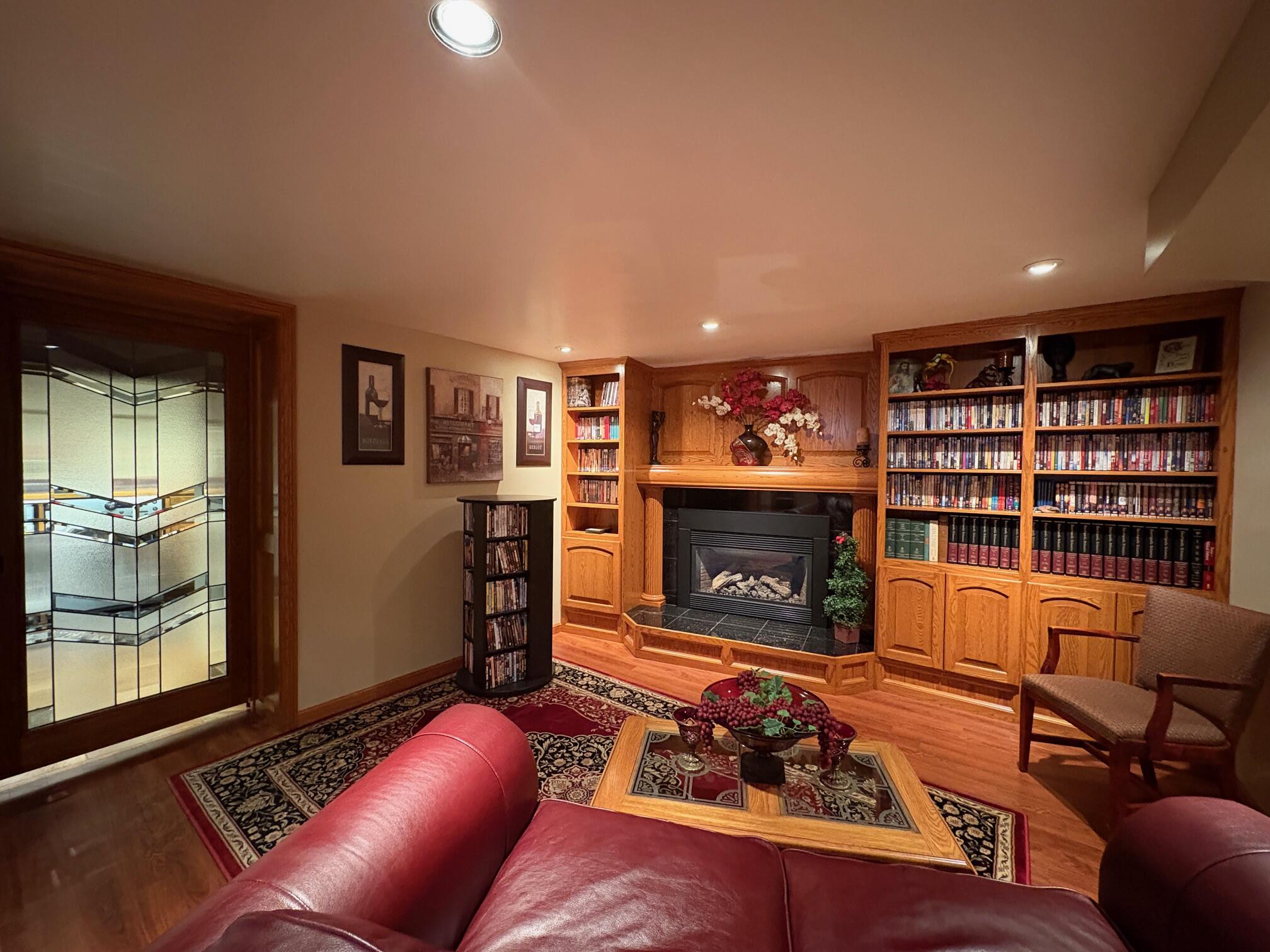 3817 Butterworth Street SW Grand Rapids MI 49534