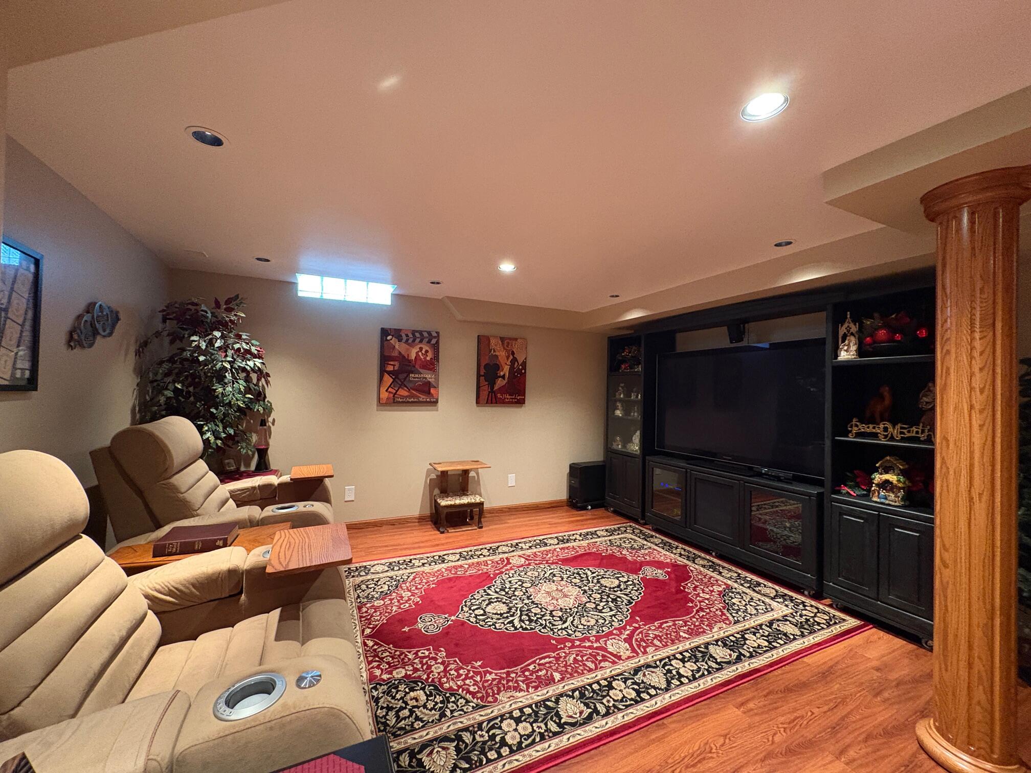 3817 Butterworth Street SW Grand Rapids MI 49534