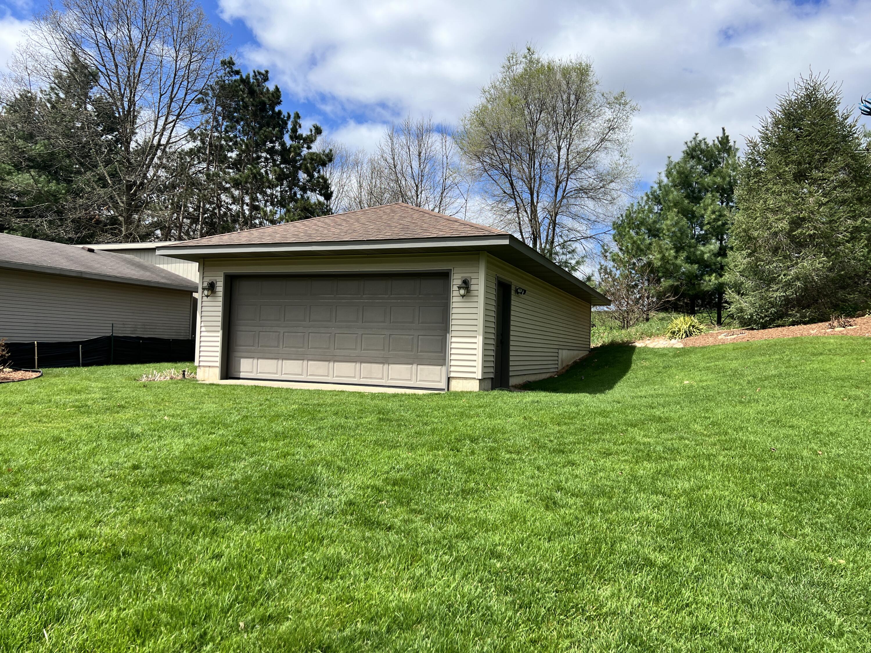3817 Butterworth Street SW Grand Rapids MI 49534