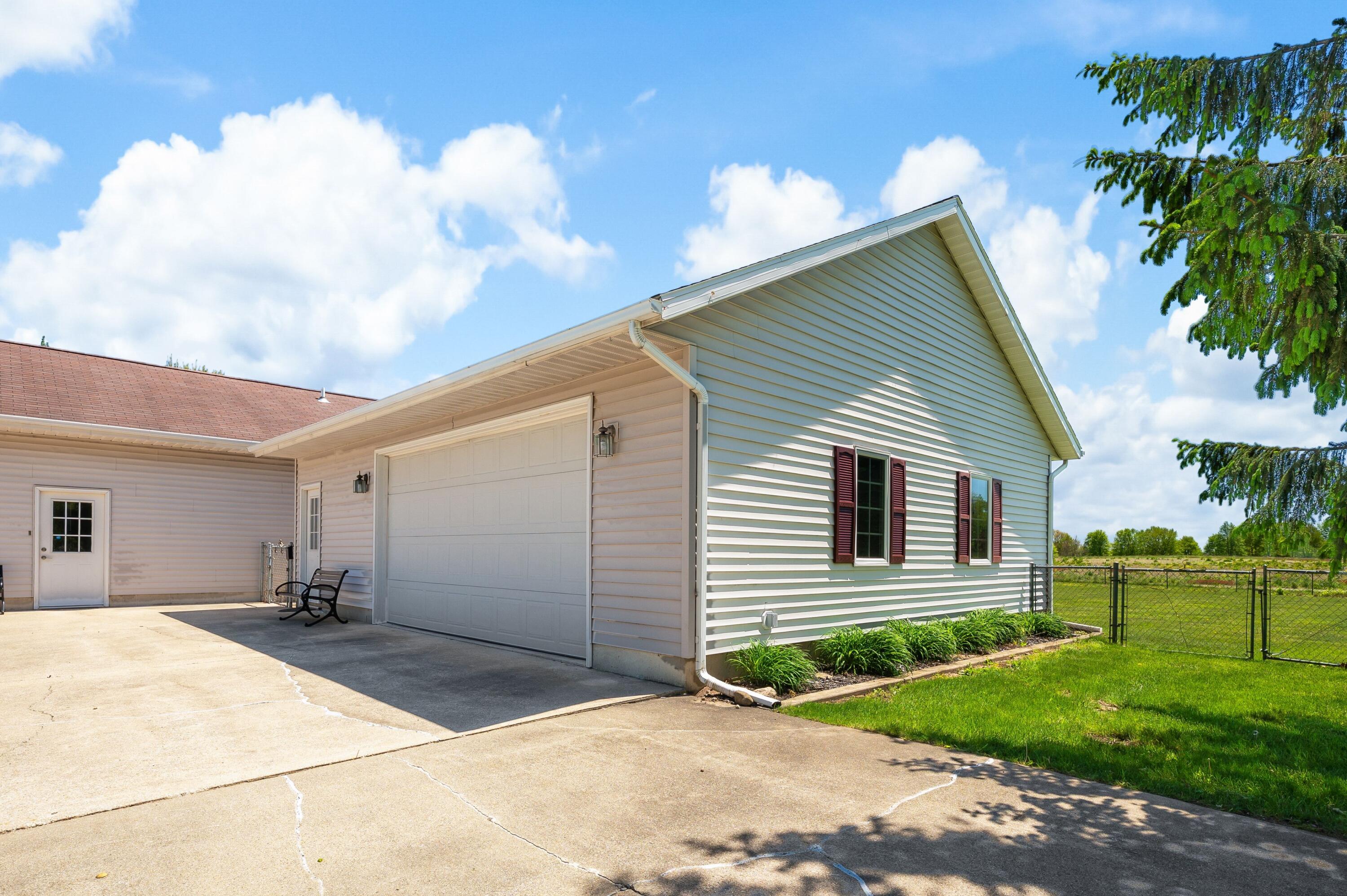 3740 Buffalo Road Niles MI 49120