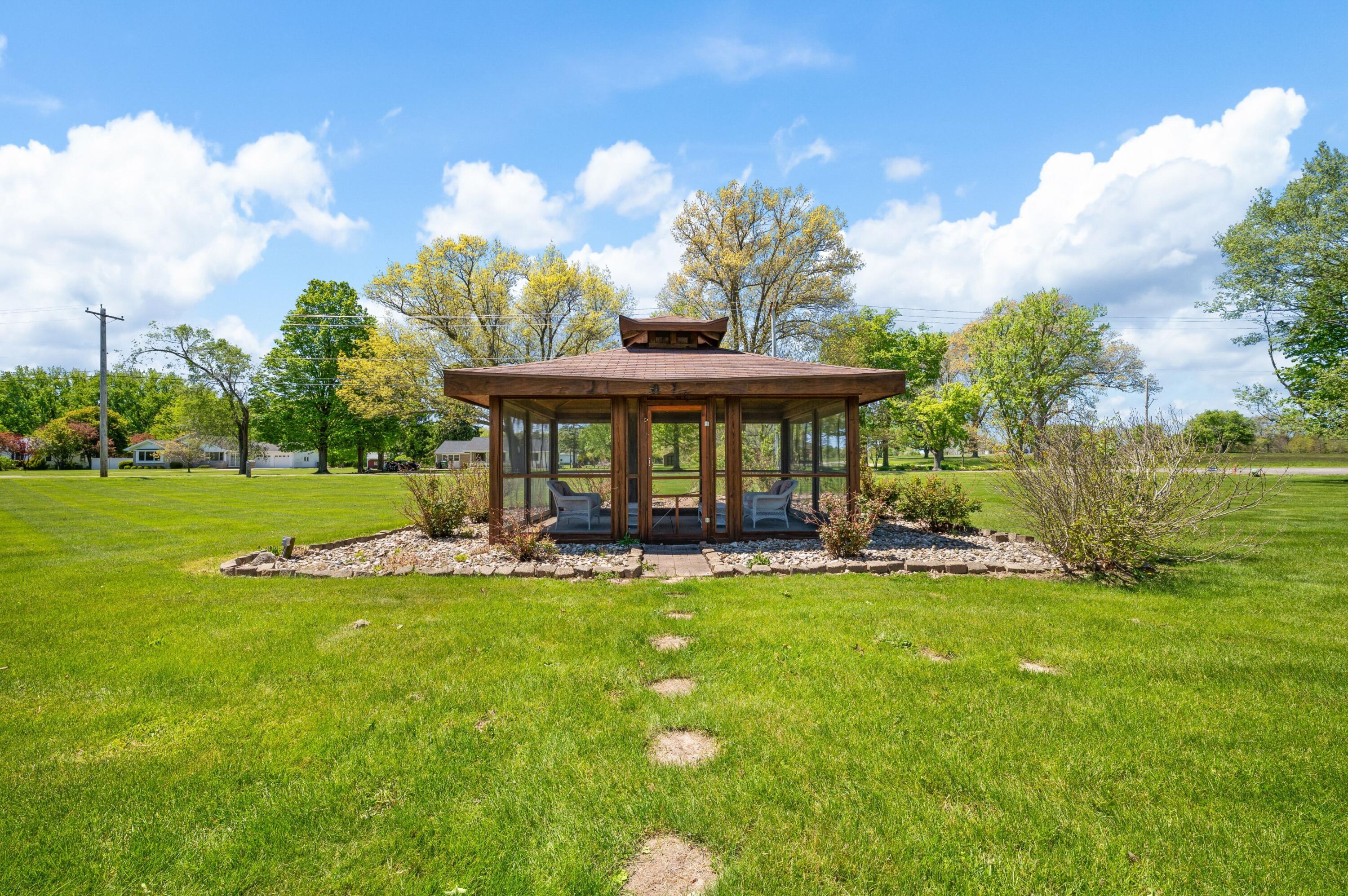 3740 Buffalo Road Niles MI 49120