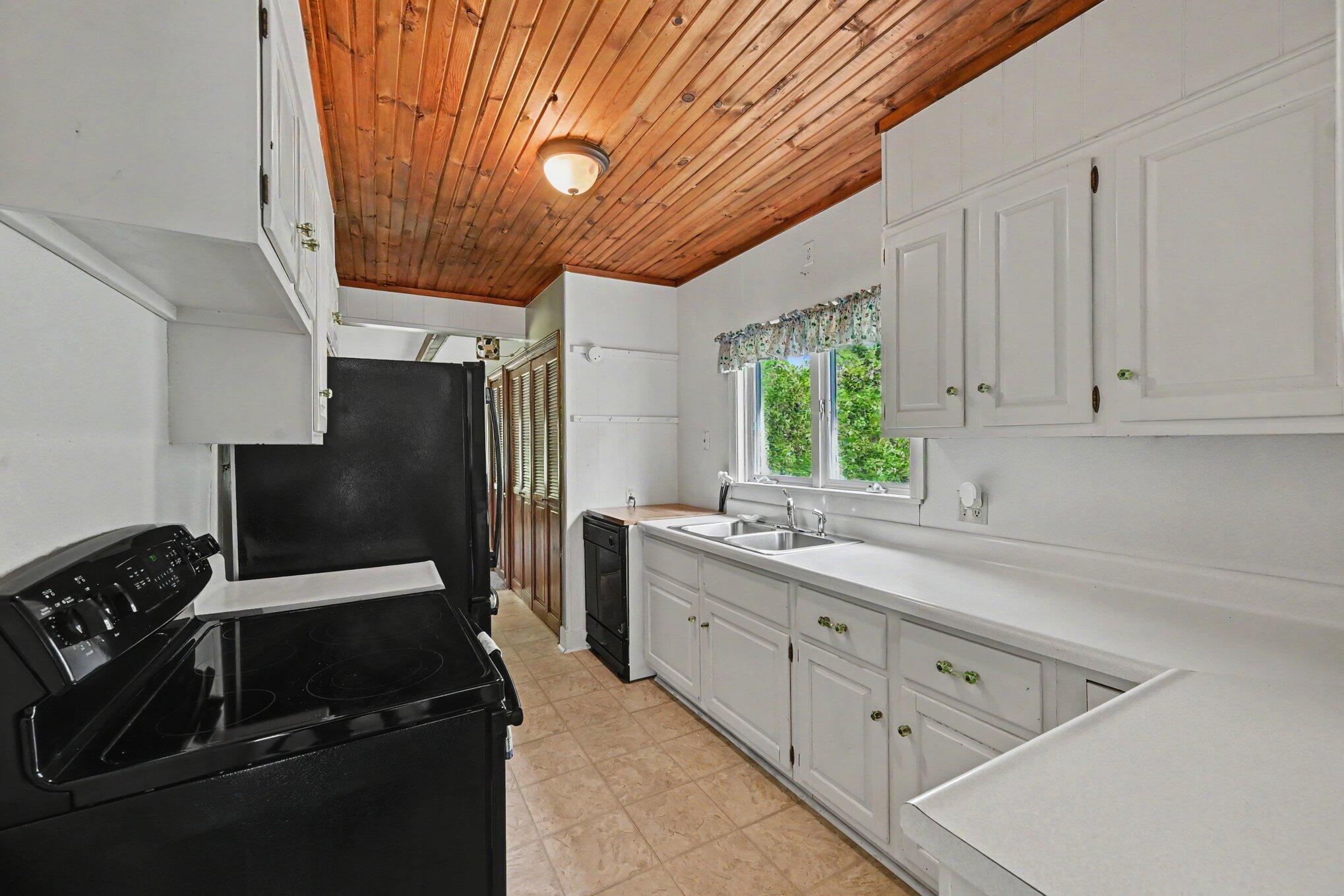 1744 Lincoln Road Allegan MI 49010