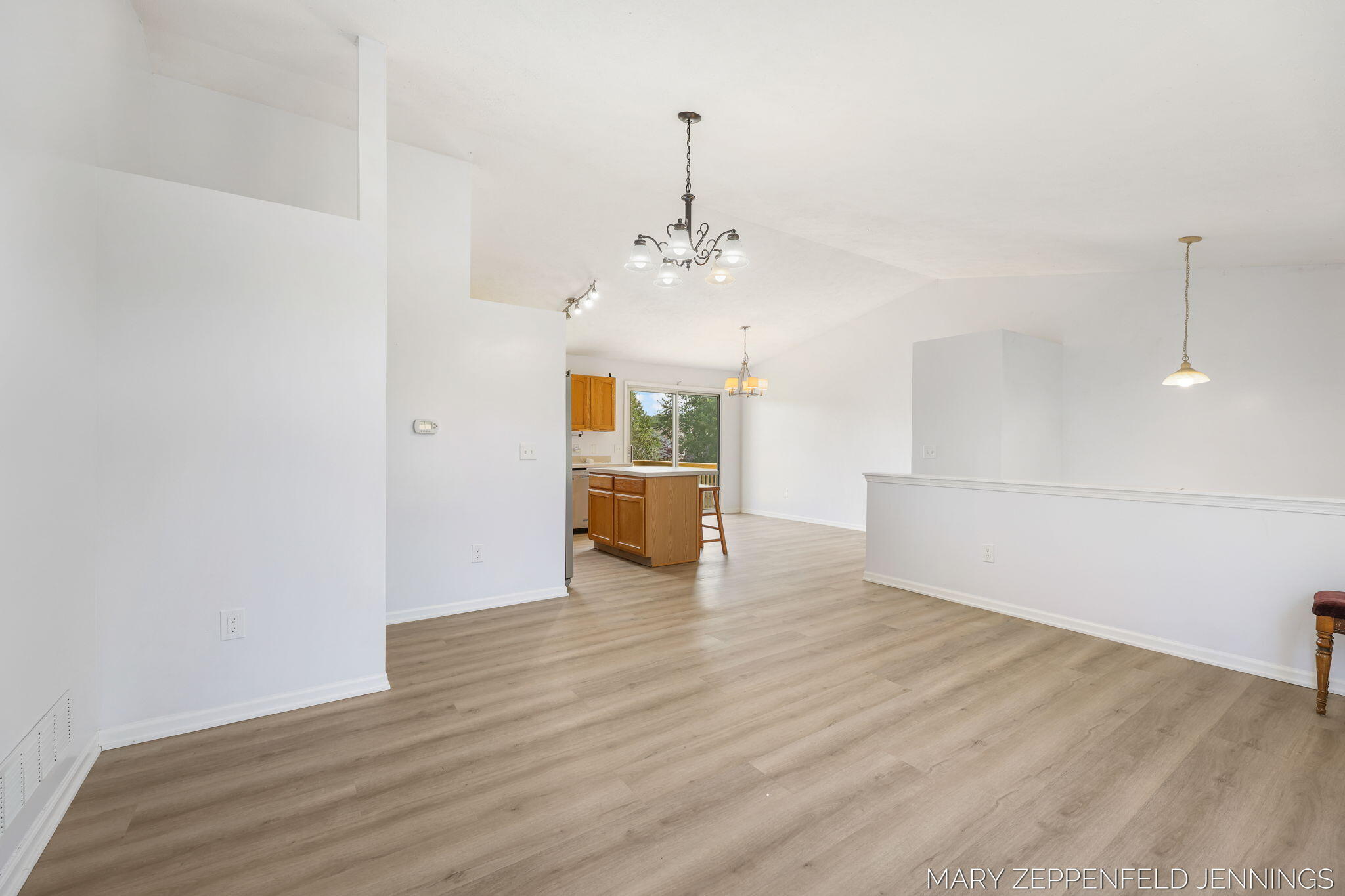 489 Sunmeadow Drive SE Grand Rapids MI 49508