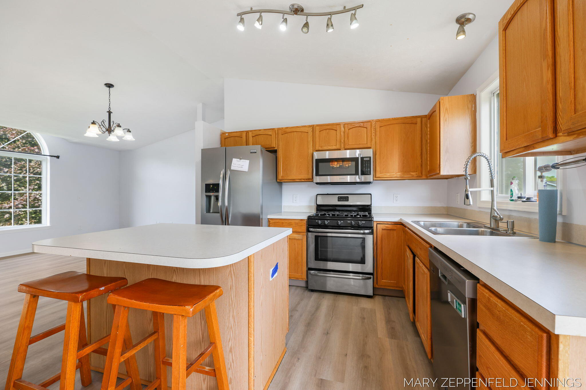 489 Sunmeadow Drive SE Grand Rapids MI 49508