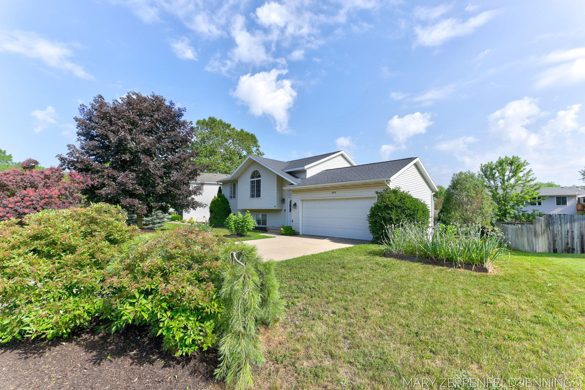 489 Sunmeadow Drive SE Grand Rapids MI 49508