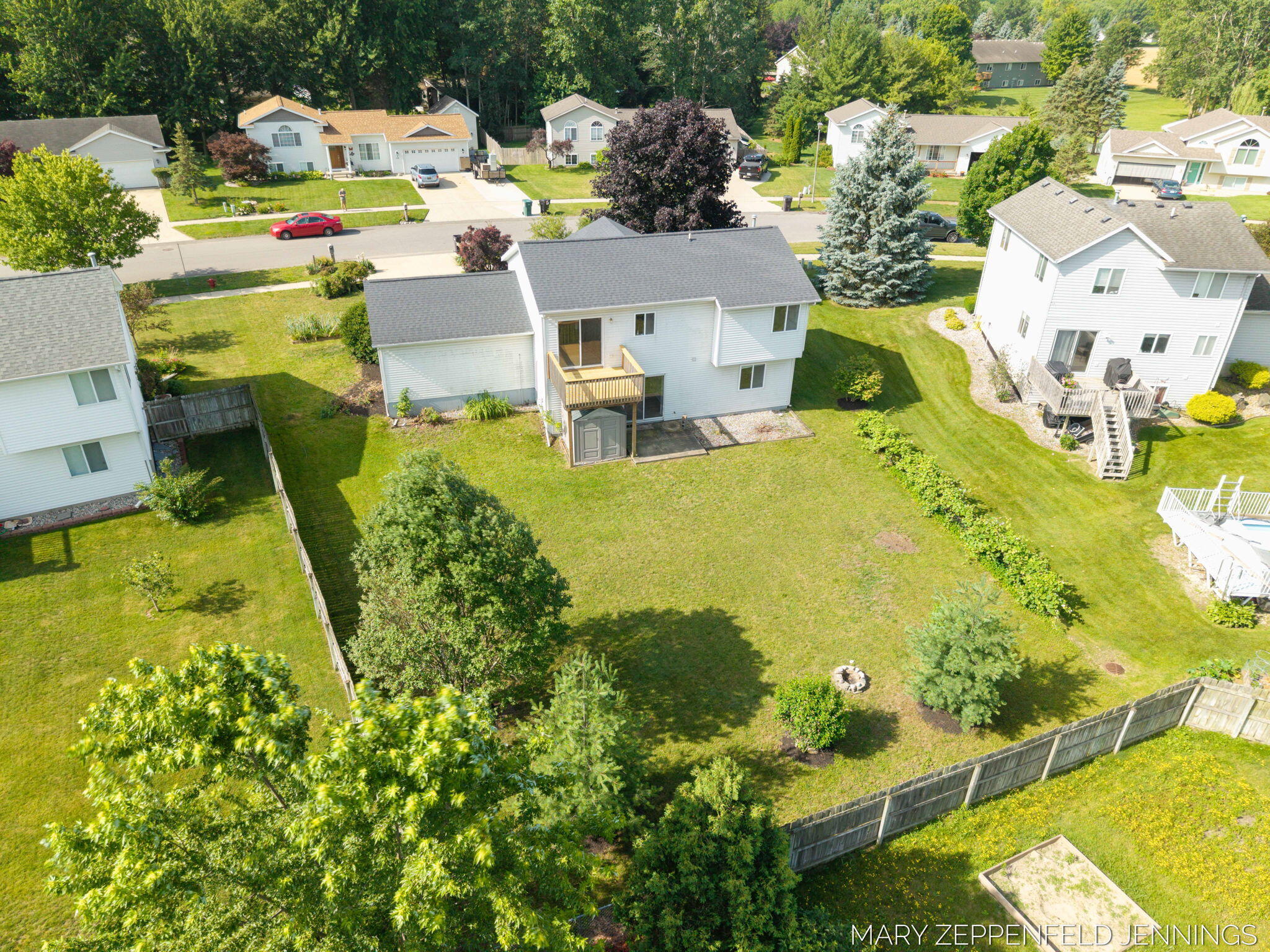 489 Sunmeadow Drive SE Grand Rapids MI 49508
