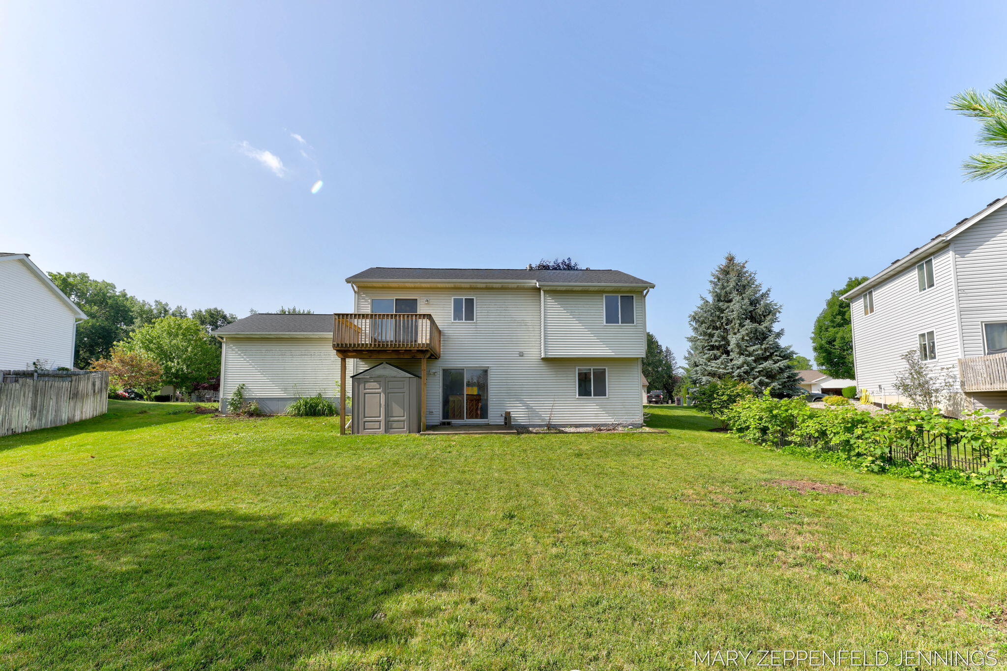 489 Sunmeadow Drive SE Grand Rapids MI 49508