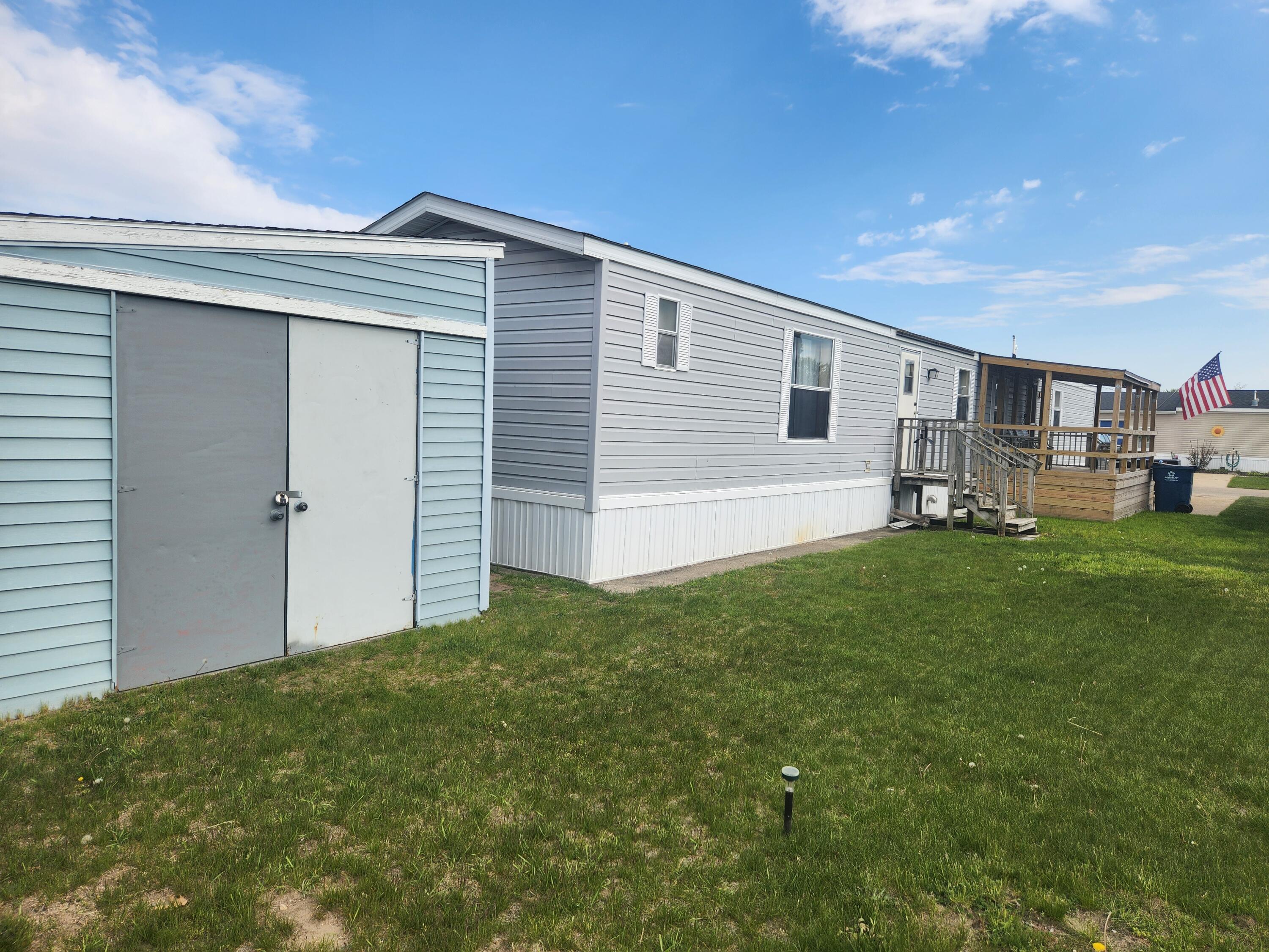 4080 Whisperwood Way S Muskegon MI 49442