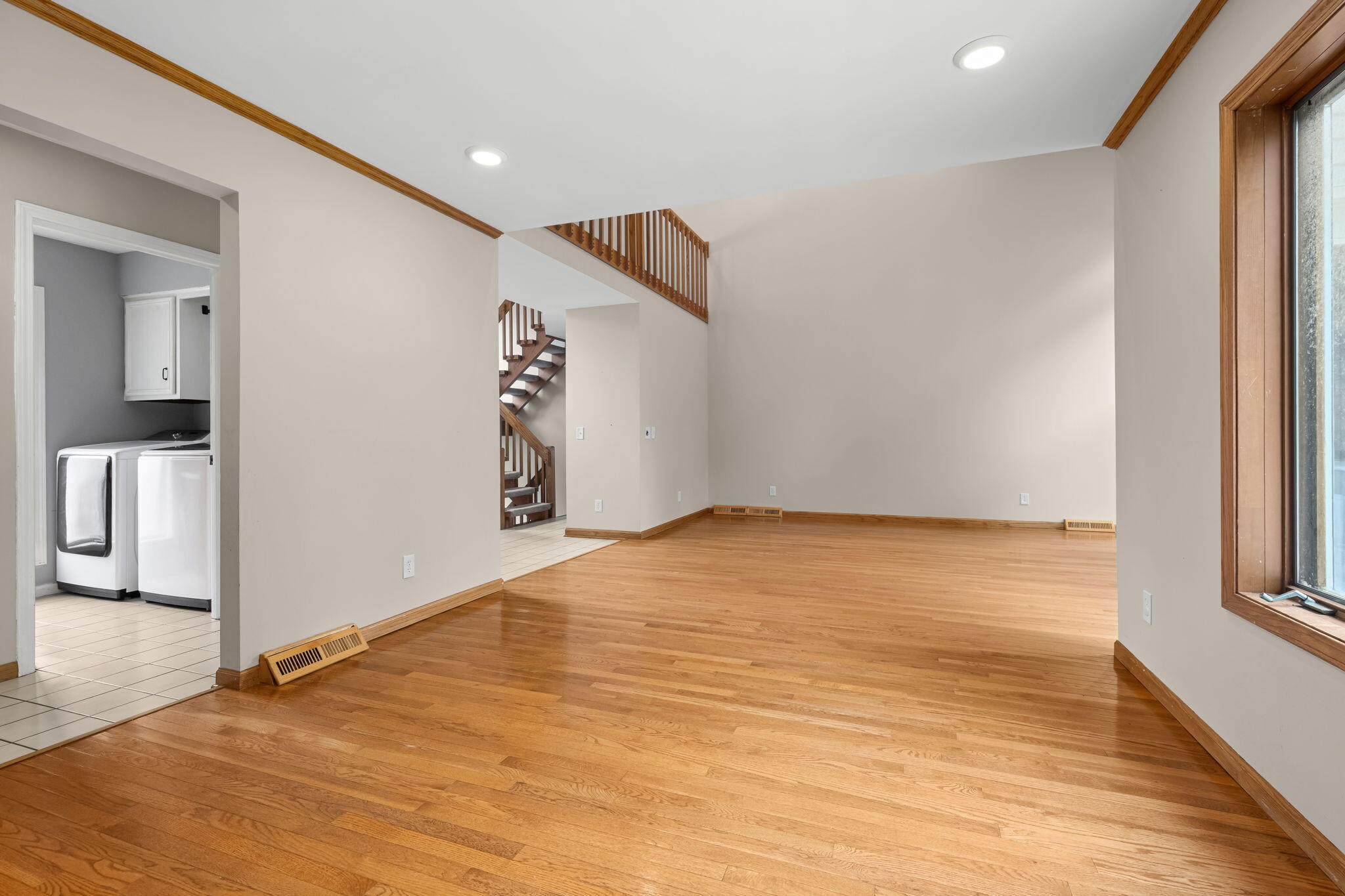 2630 Glencairin Drive NW Grand Rapids MI 49504