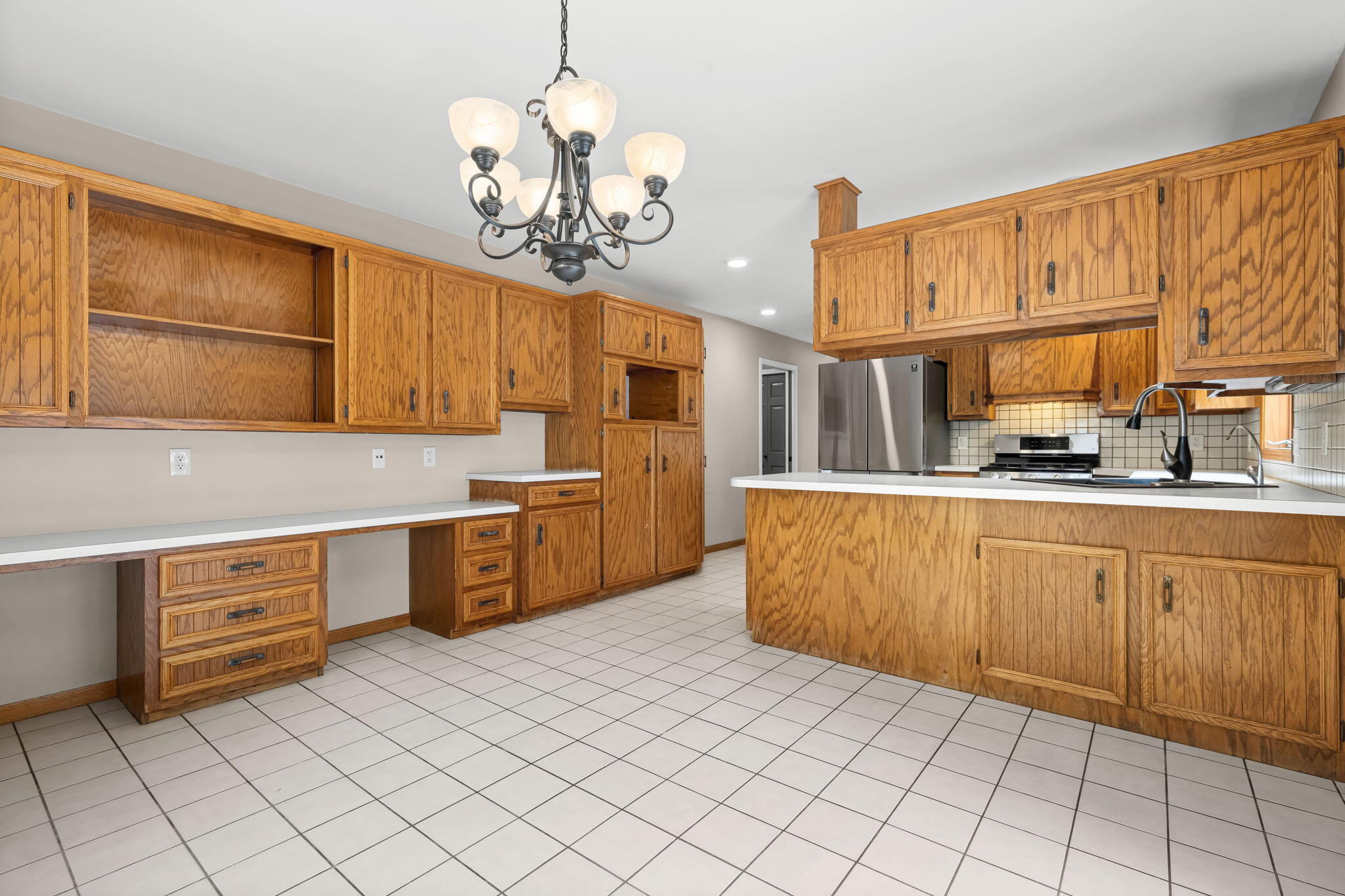 2630 Glencairin Drive NW Grand Rapids MI 49504