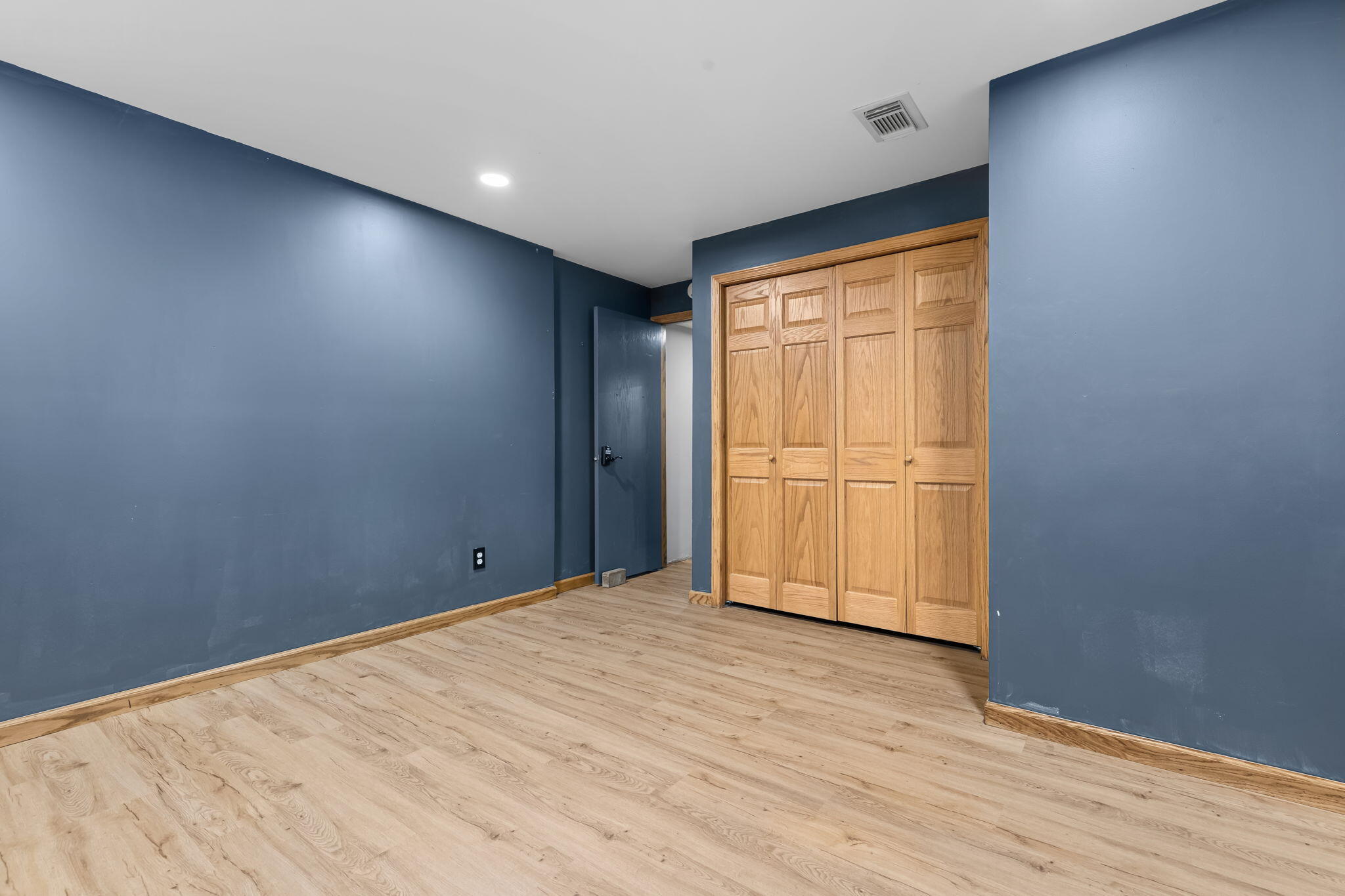 2630 Glencairin Drive NW Grand Rapids MI 49504