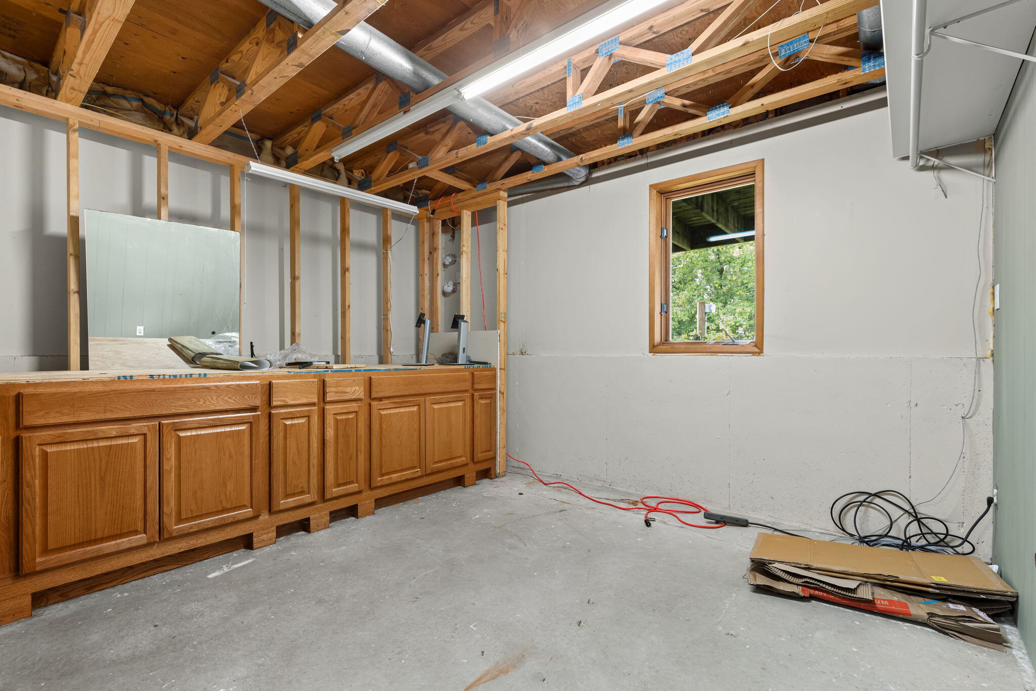 2630 Glencairin Drive NW Grand Rapids MI 49504