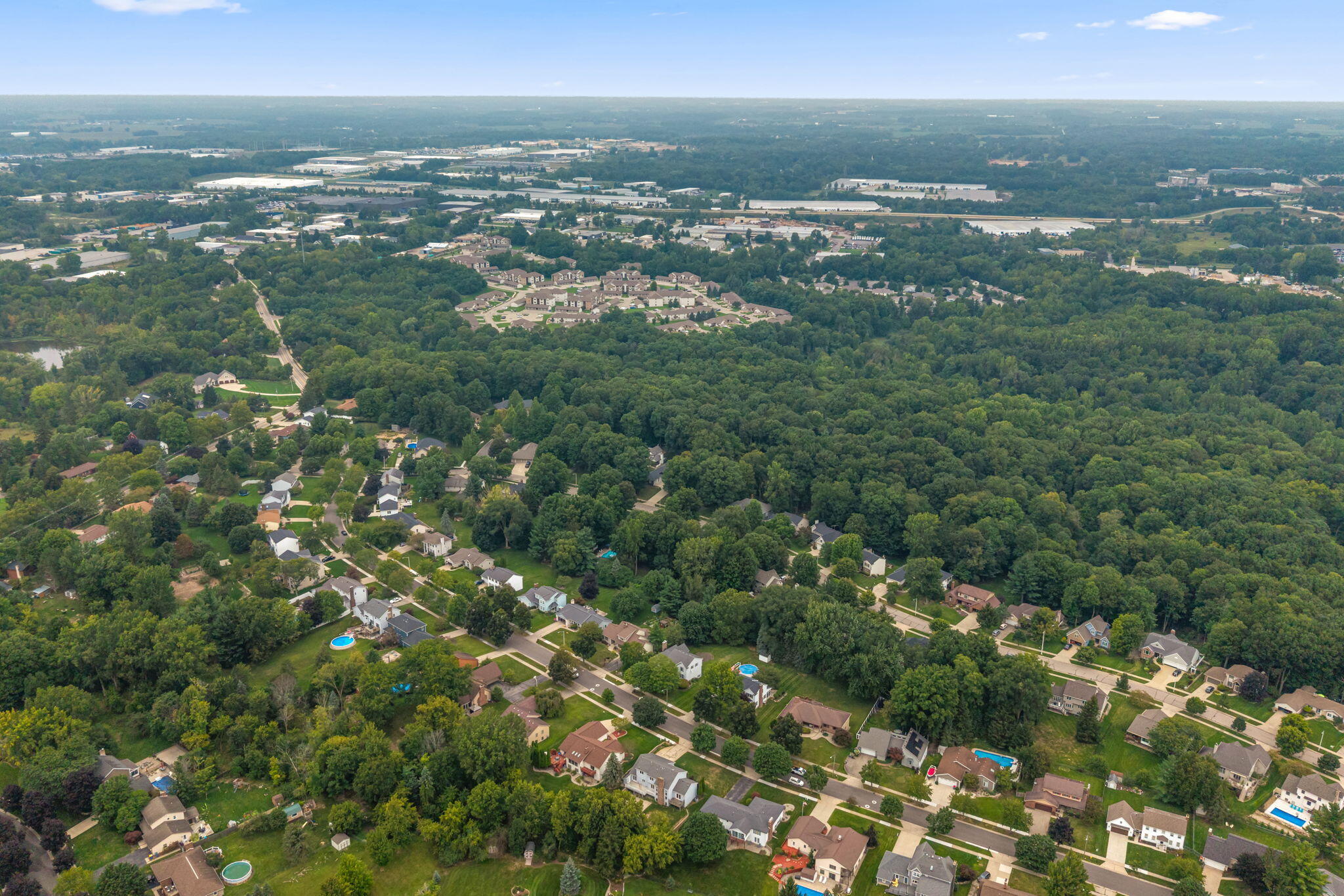 2630 Glencairin Drive NW Grand Rapids MI 49504