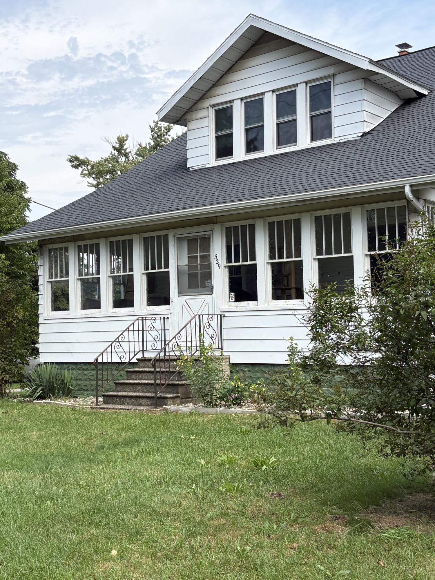 329 S Church Street S Coloma MI 49038