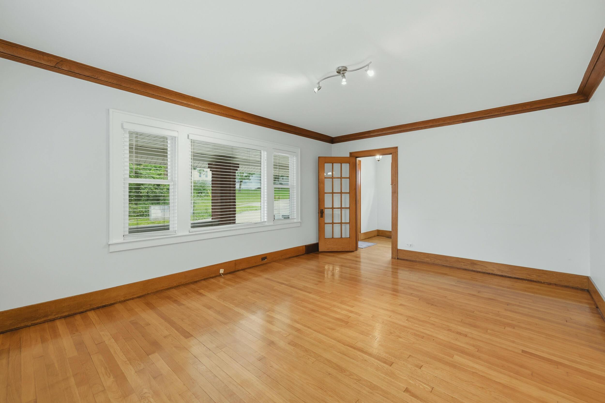 249 NE Fairbanks Street NE Grand Rapids MI 49503