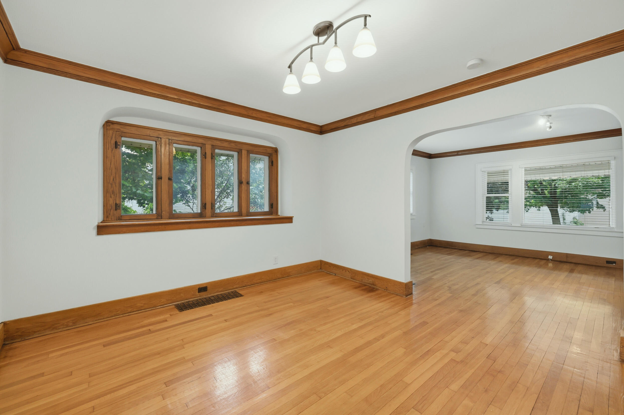 249 NE Fairbanks Street NE Grand Rapids MI 49503