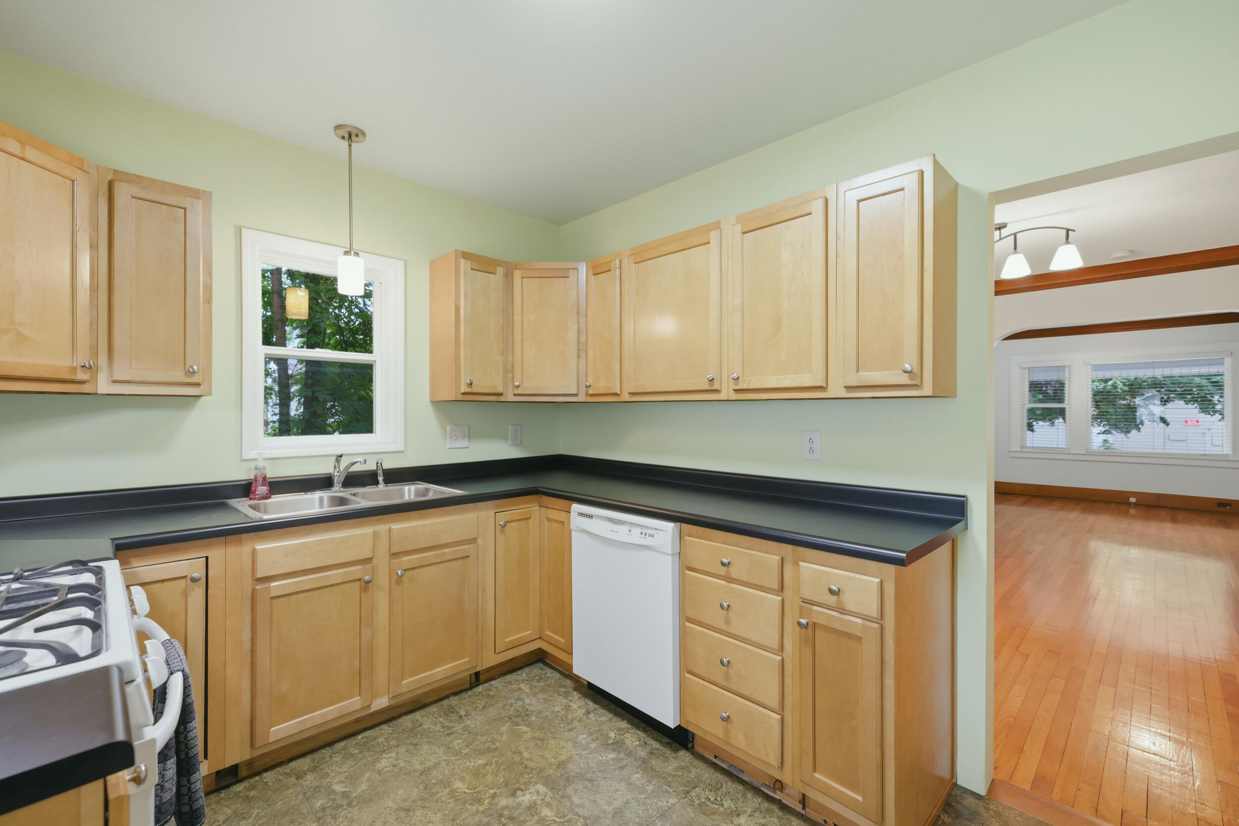 249 NE Fairbanks Street NE Grand Rapids MI 49503