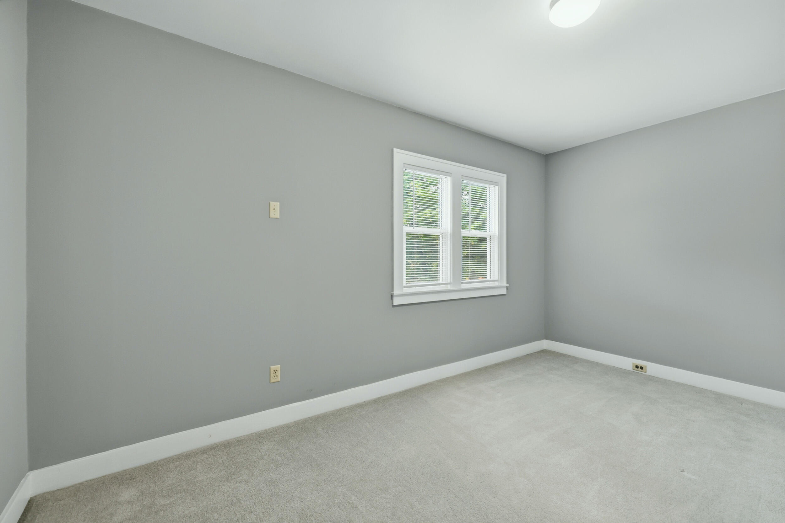 249 NE Fairbanks Street NE Grand Rapids MI 49503