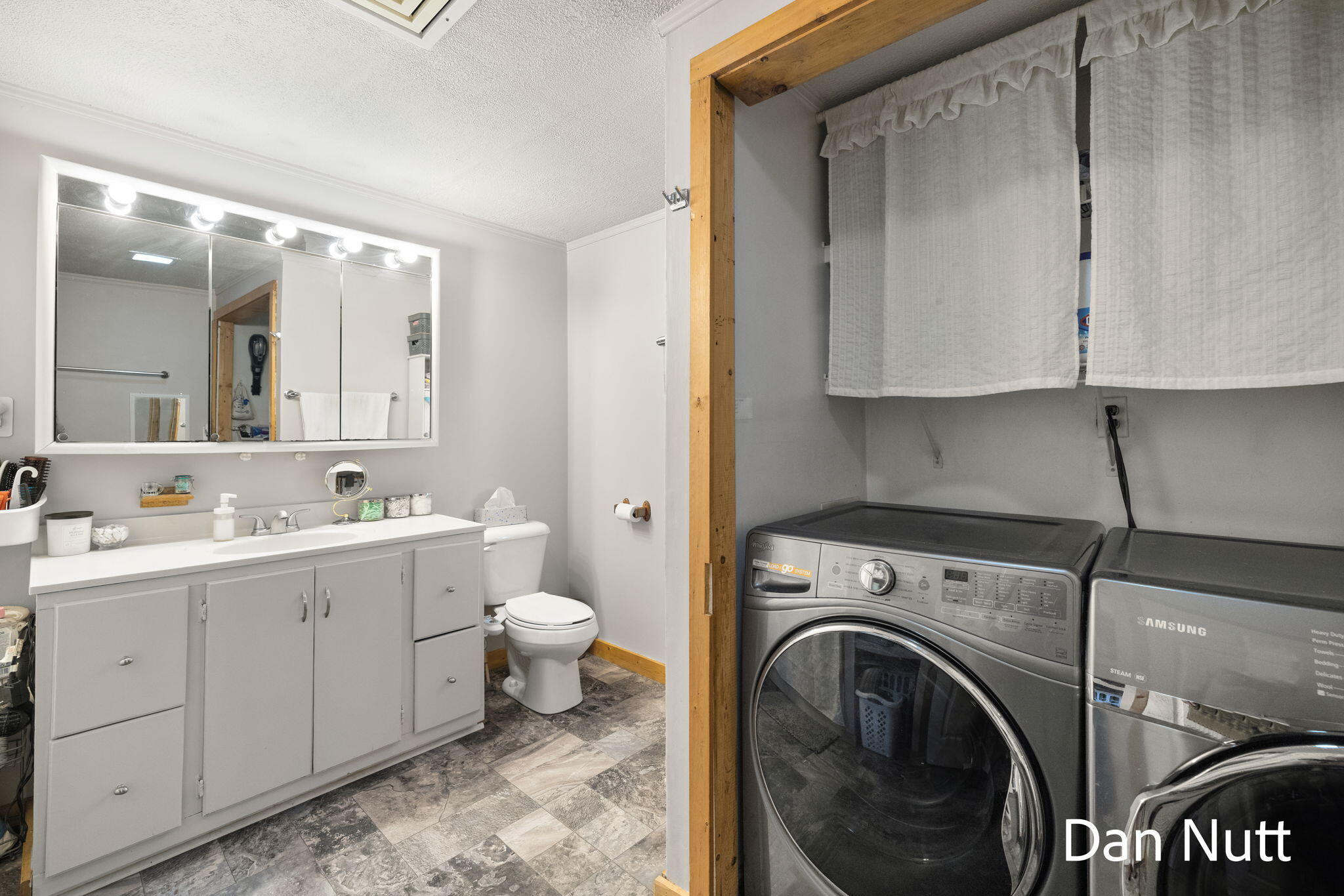 107 N Densmore Street Muskegon MI 49442