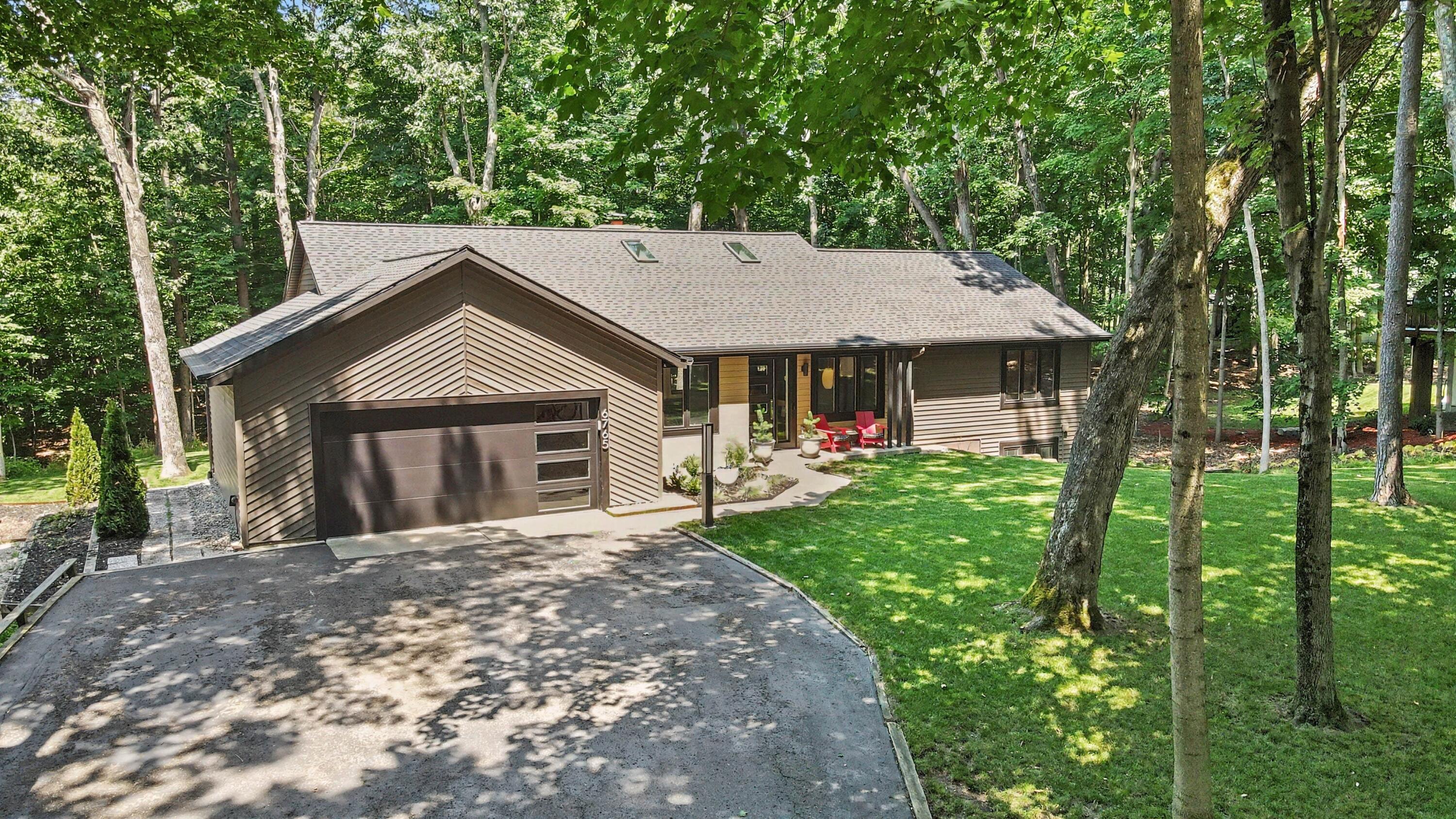 6765 Blythefield Avenue NE Rockford MI 49341