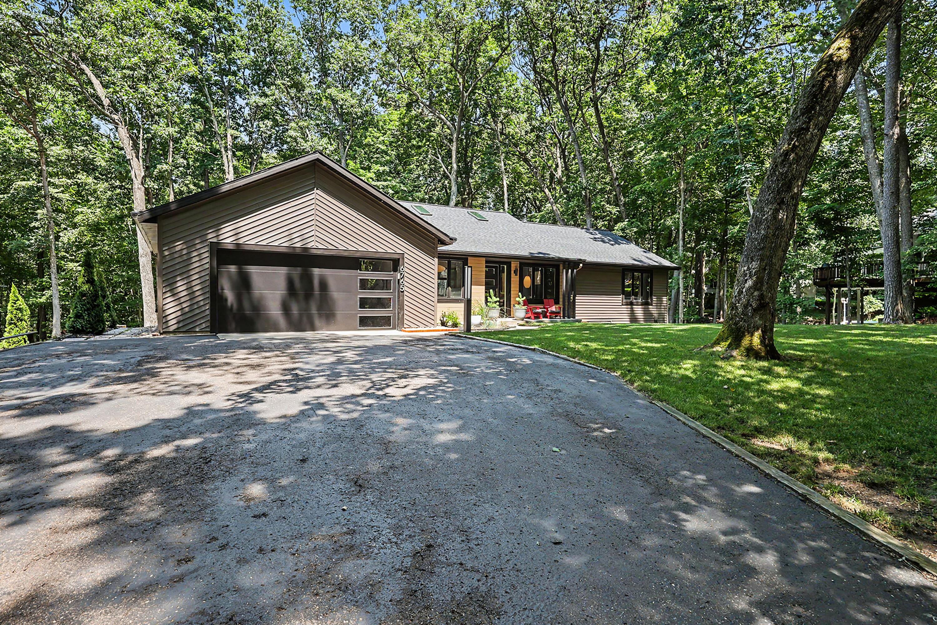 6765 Blythefield Avenue NE Rockford MI 49341