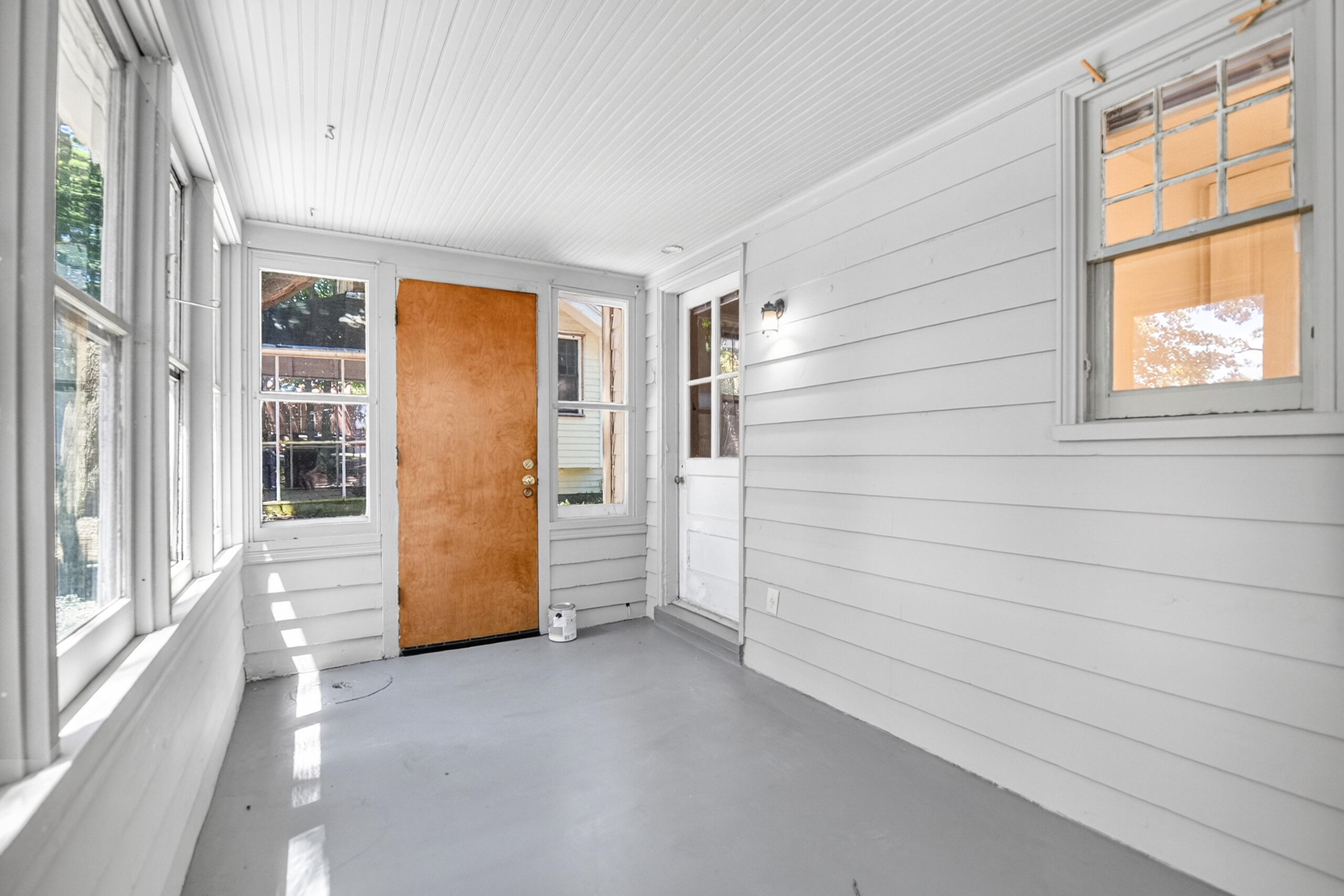 1927 Whites Road Kalamazoo MI 49008