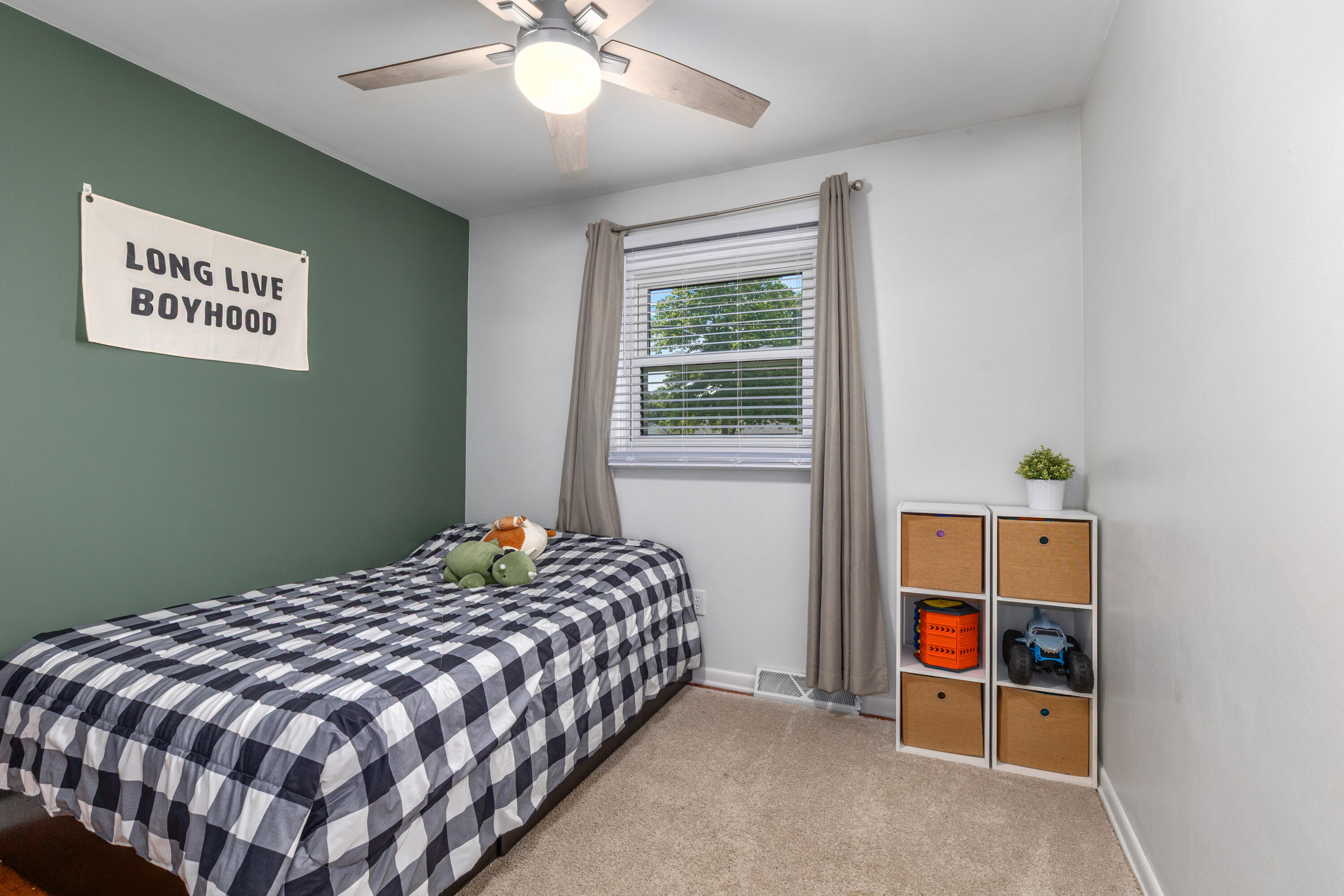 1001 Coventry Drive NW Grand Rapids MI 49544