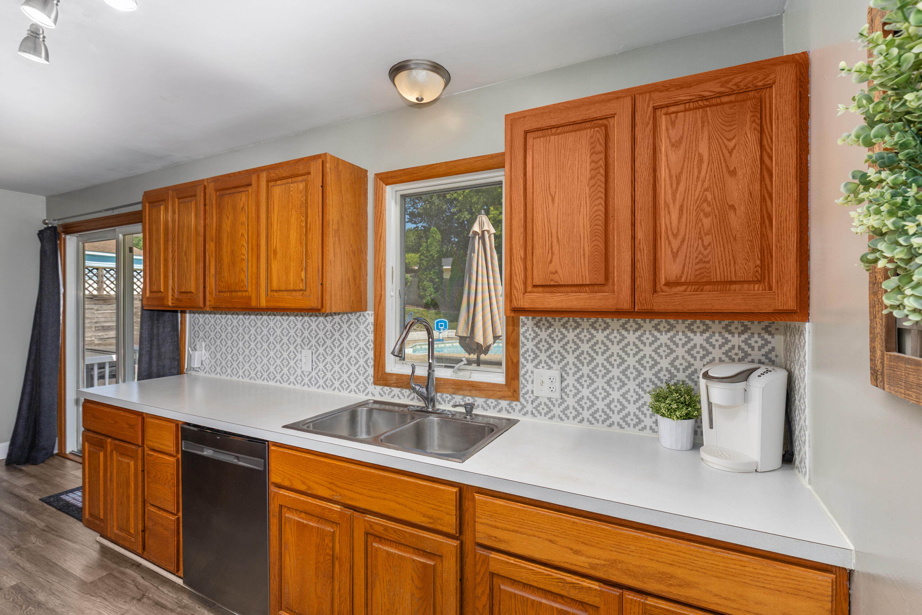 1001 Coventry Drive NW Grand Rapids MI 49544