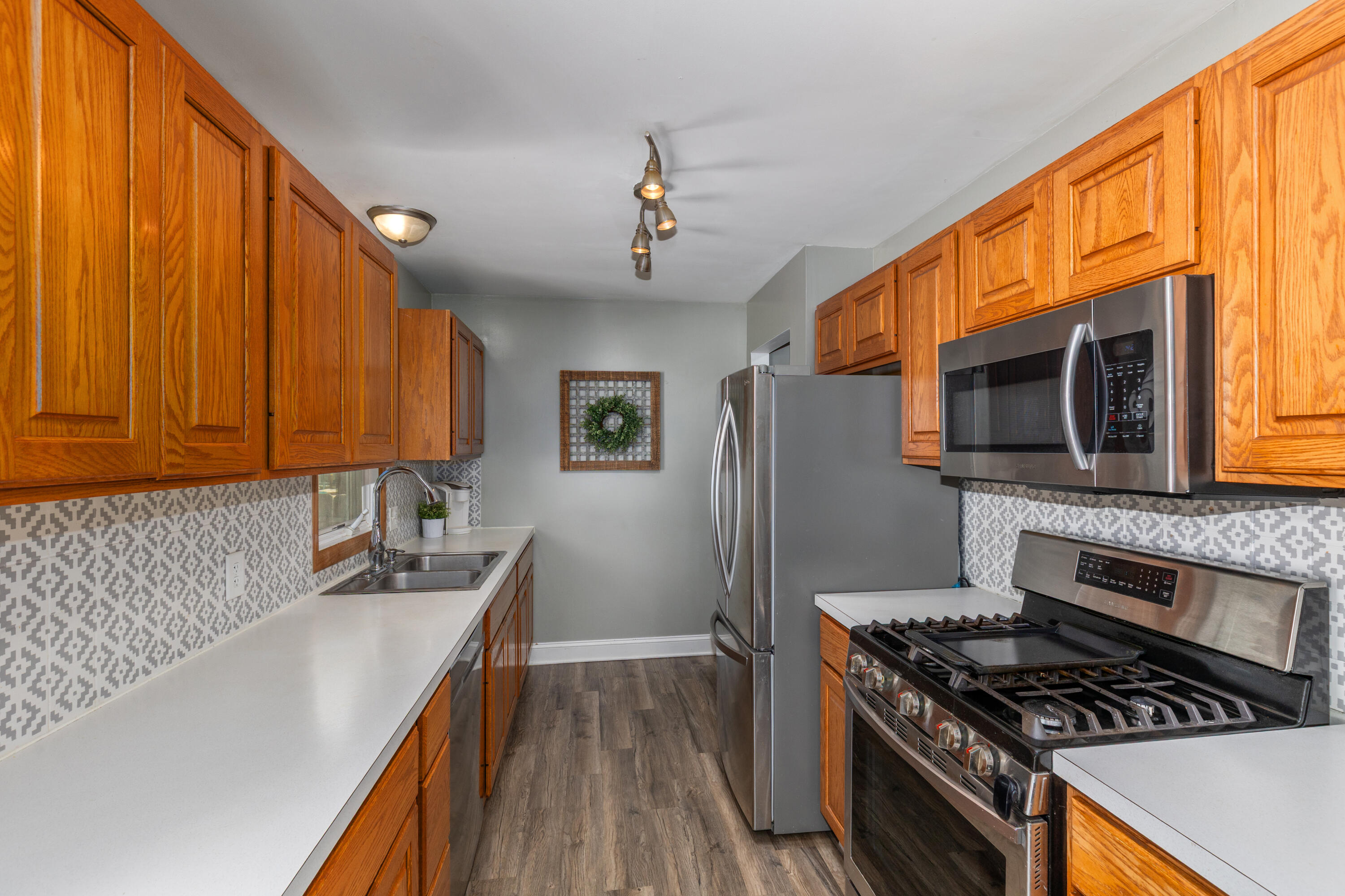 1001 Coventry Drive NW Grand Rapids MI 49544