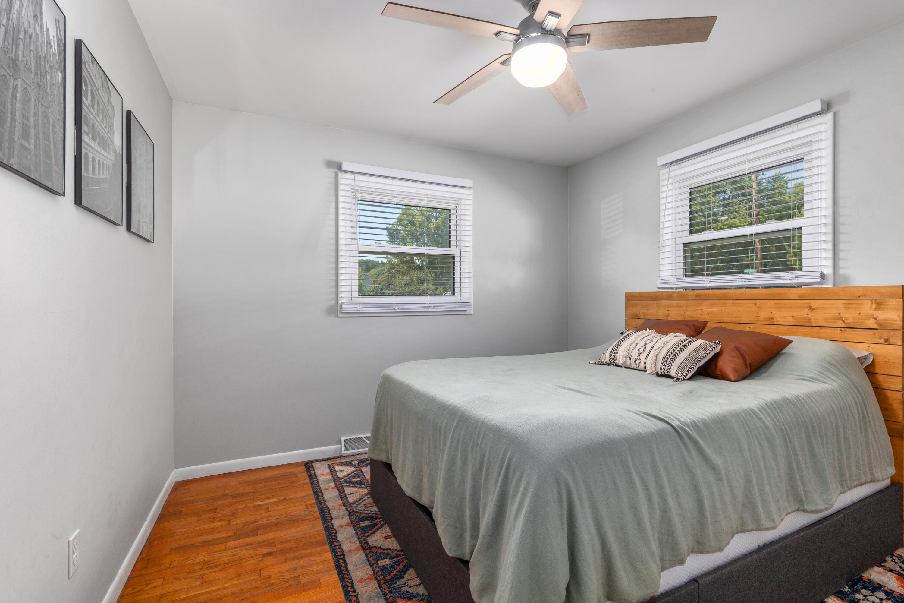 1001 Coventry Drive NW Grand Rapids MI 49544