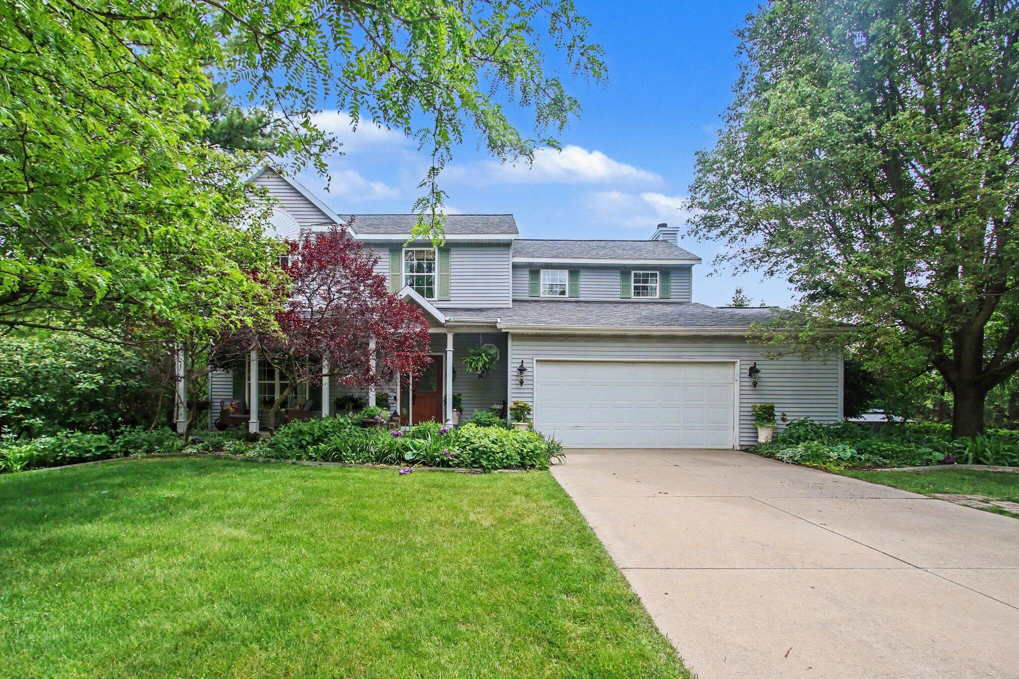 10765 Thornberry Way Zeeland MI 49464