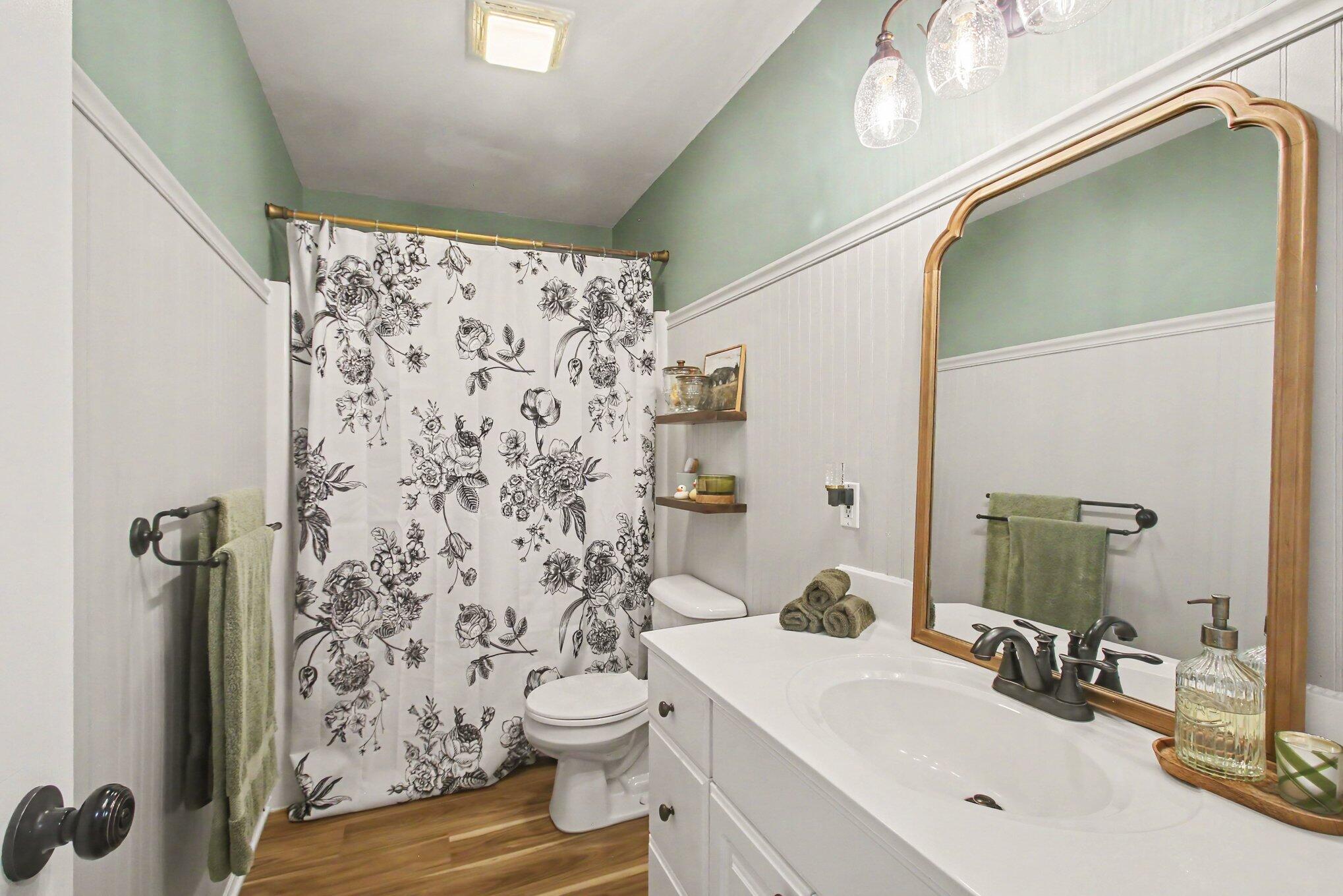 10765 Thornberry Way Zeeland MI 49464
