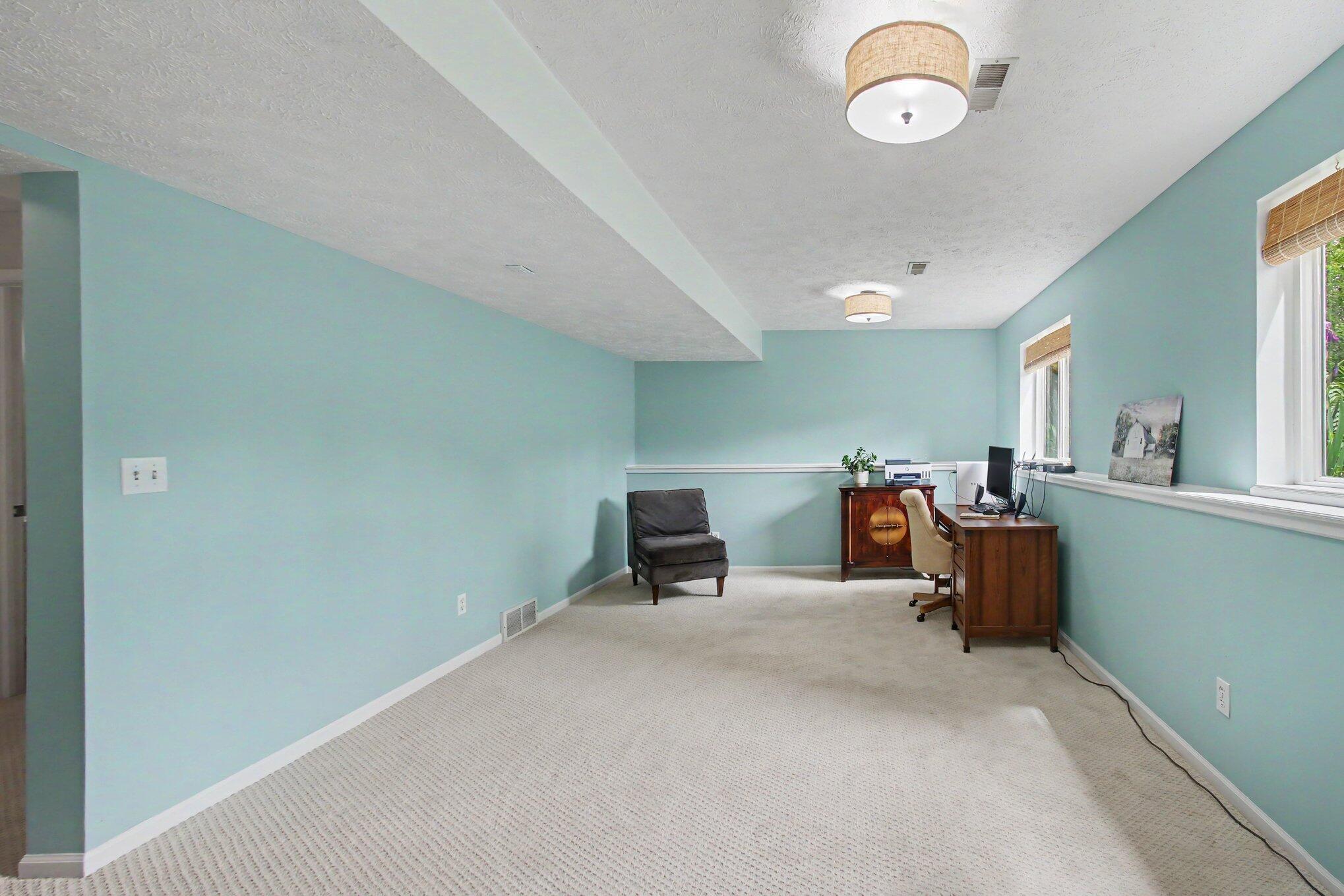 10765 Thornberry Way Zeeland MI 49464