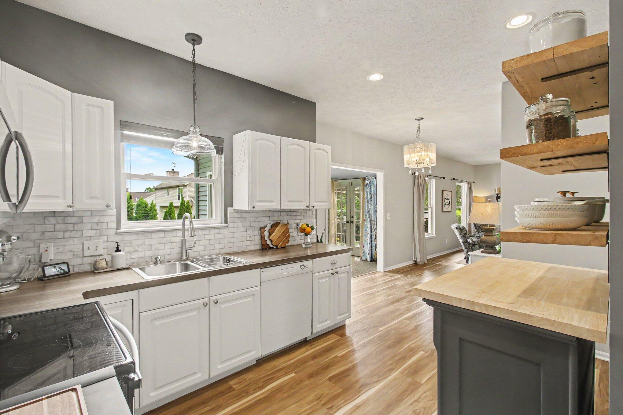 10765 Thornberry Way Zeeland MI 49464