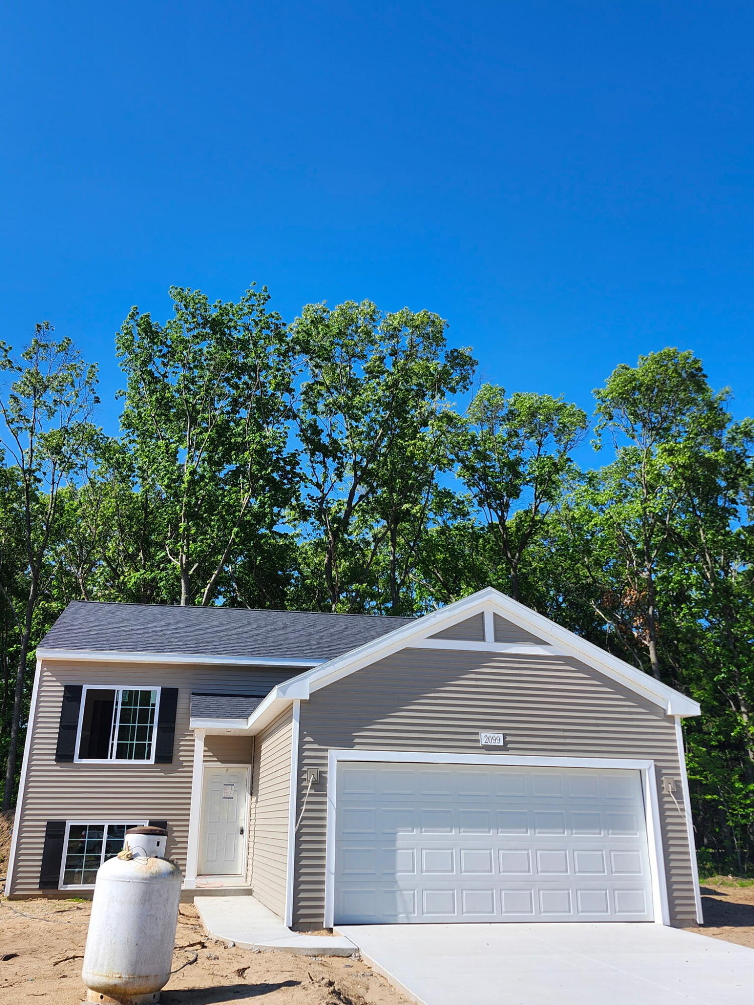 2098 Kristin Court Muskegon MI 49442