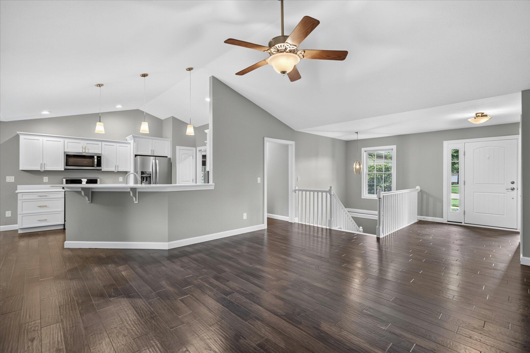 69914 Roy Drive Edwardsburg MI 49112